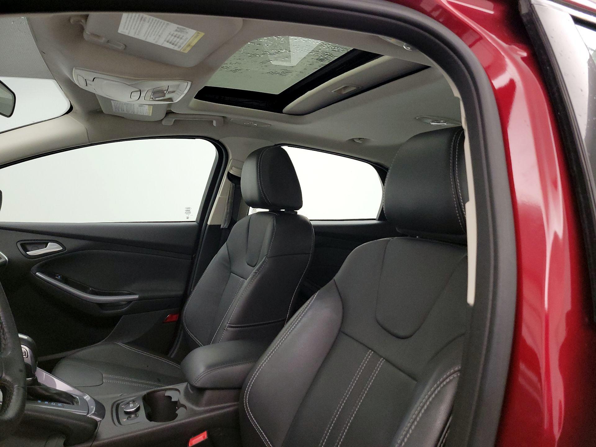 Thumbnail: 2014 Ford Focus - 20