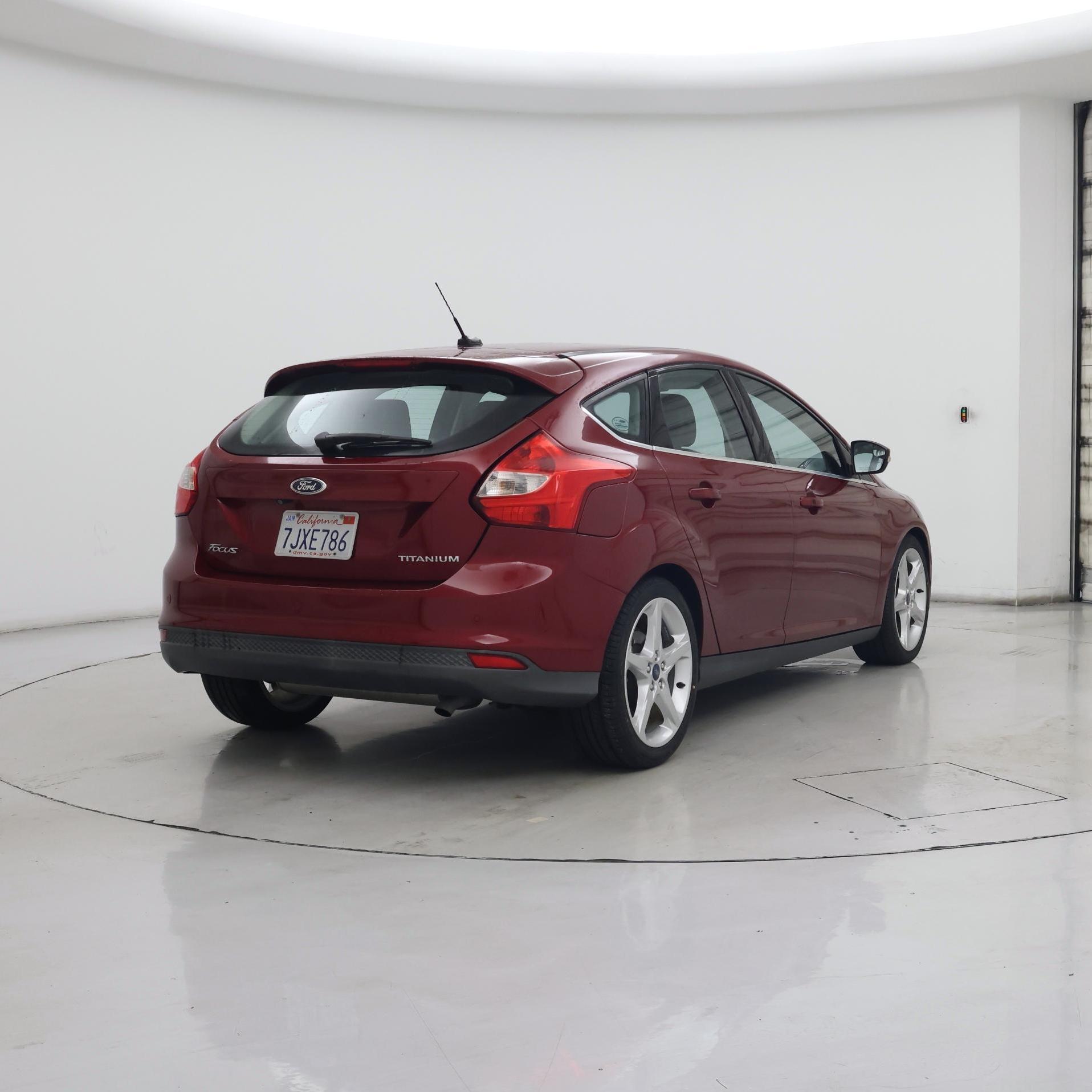 Thumbnail: 2014 Ford Focus - 8