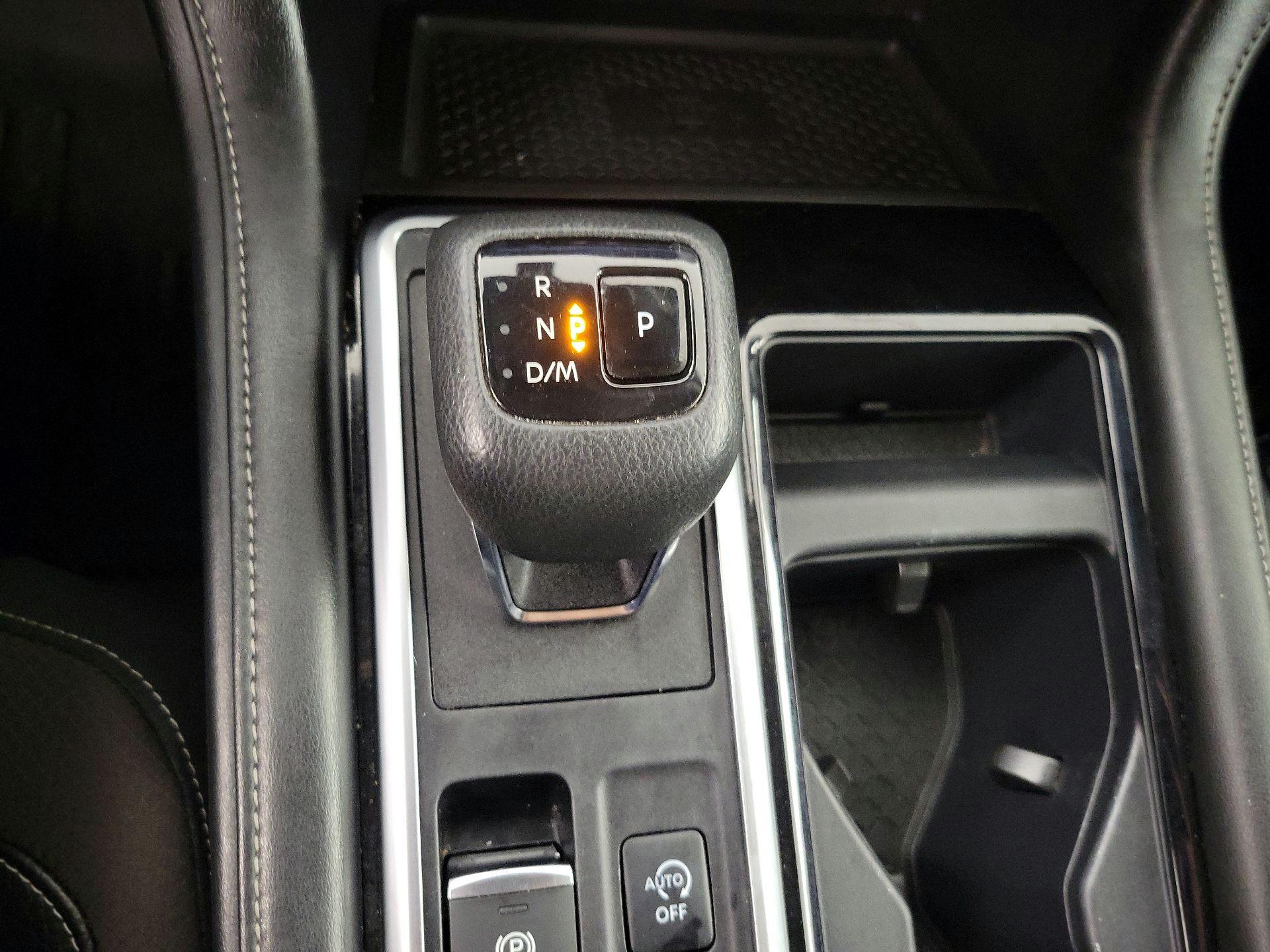 Thumbnail: 2023 Nissan Pathfinder - 16