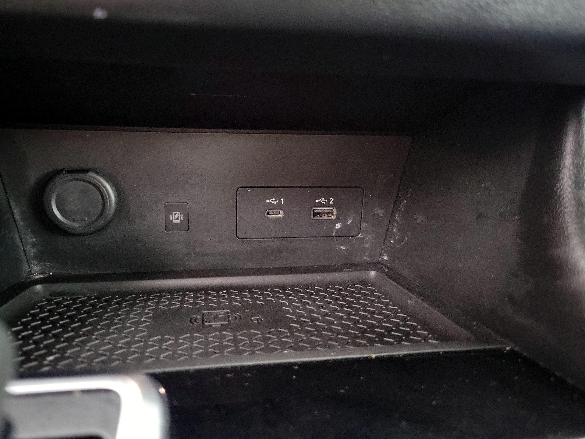 Thumbnail: 2023 Nissan Pathfinder - 17