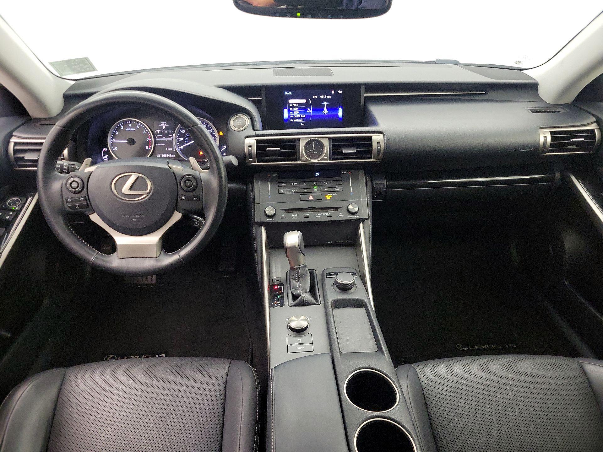 Thumbnail: 2015 Lexus IS - 9