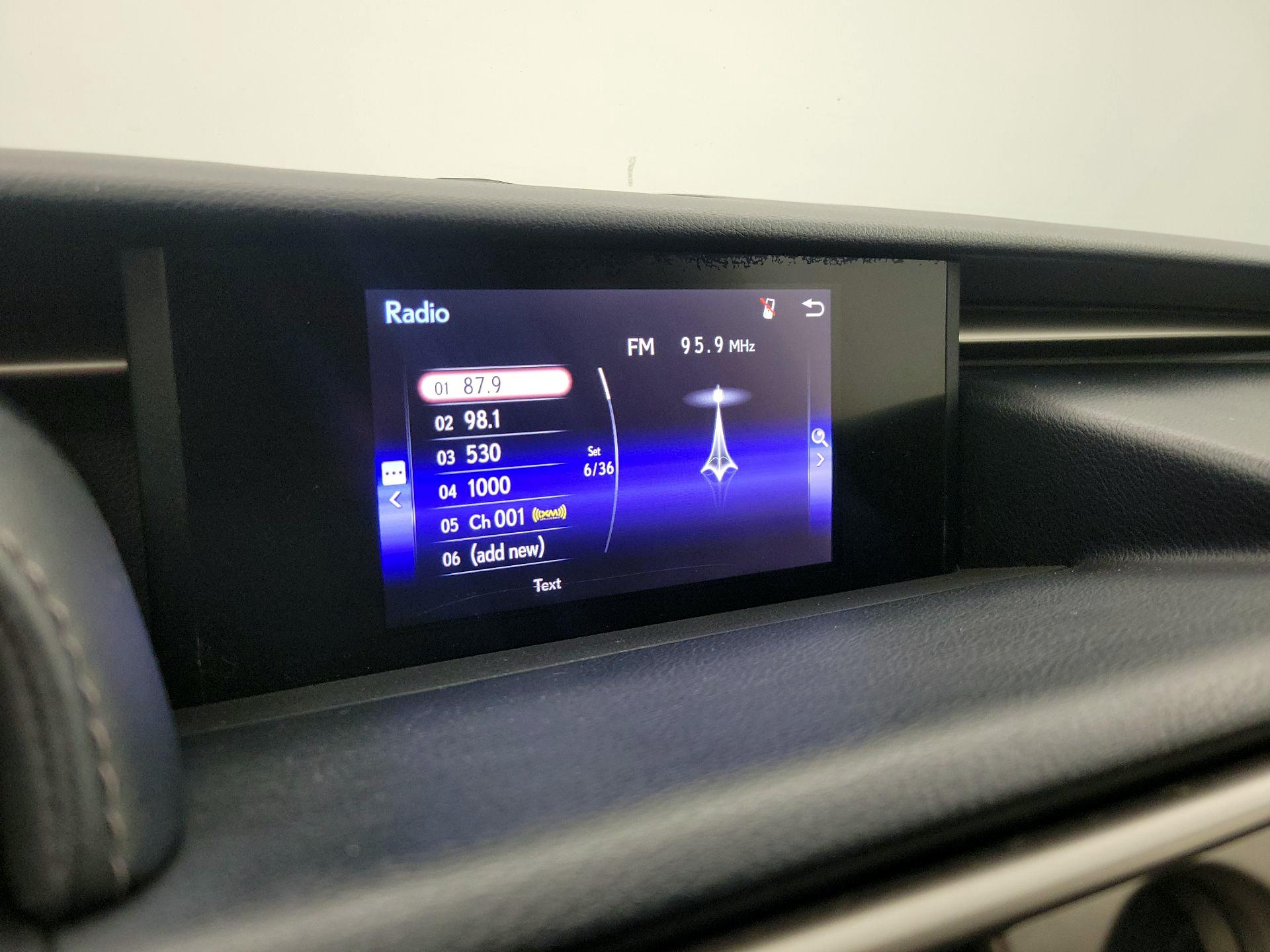 Thumbnail: 2015 Lexus IS - 15