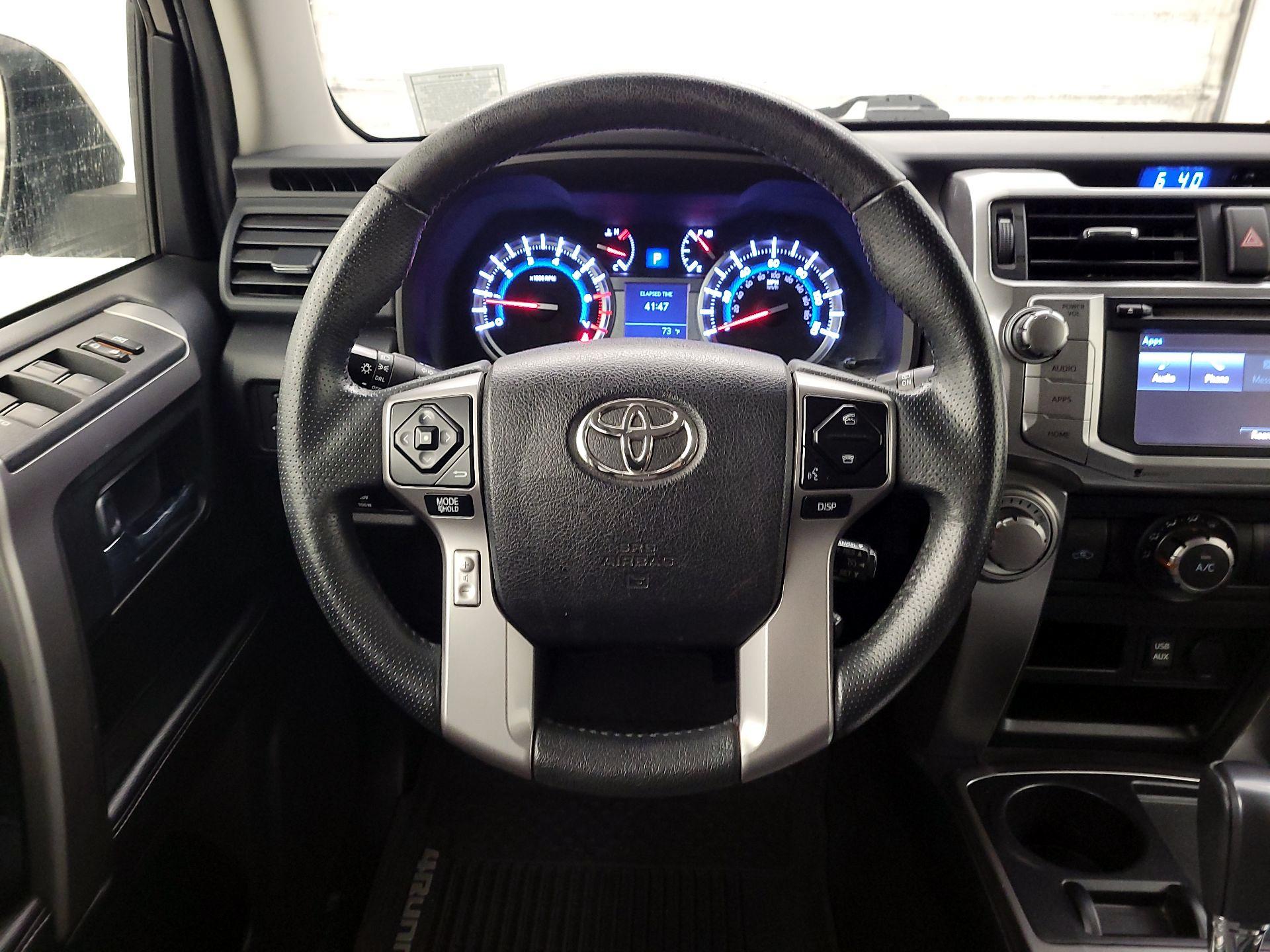 Thumbnail: 2017 Toyota 4Runner - 10