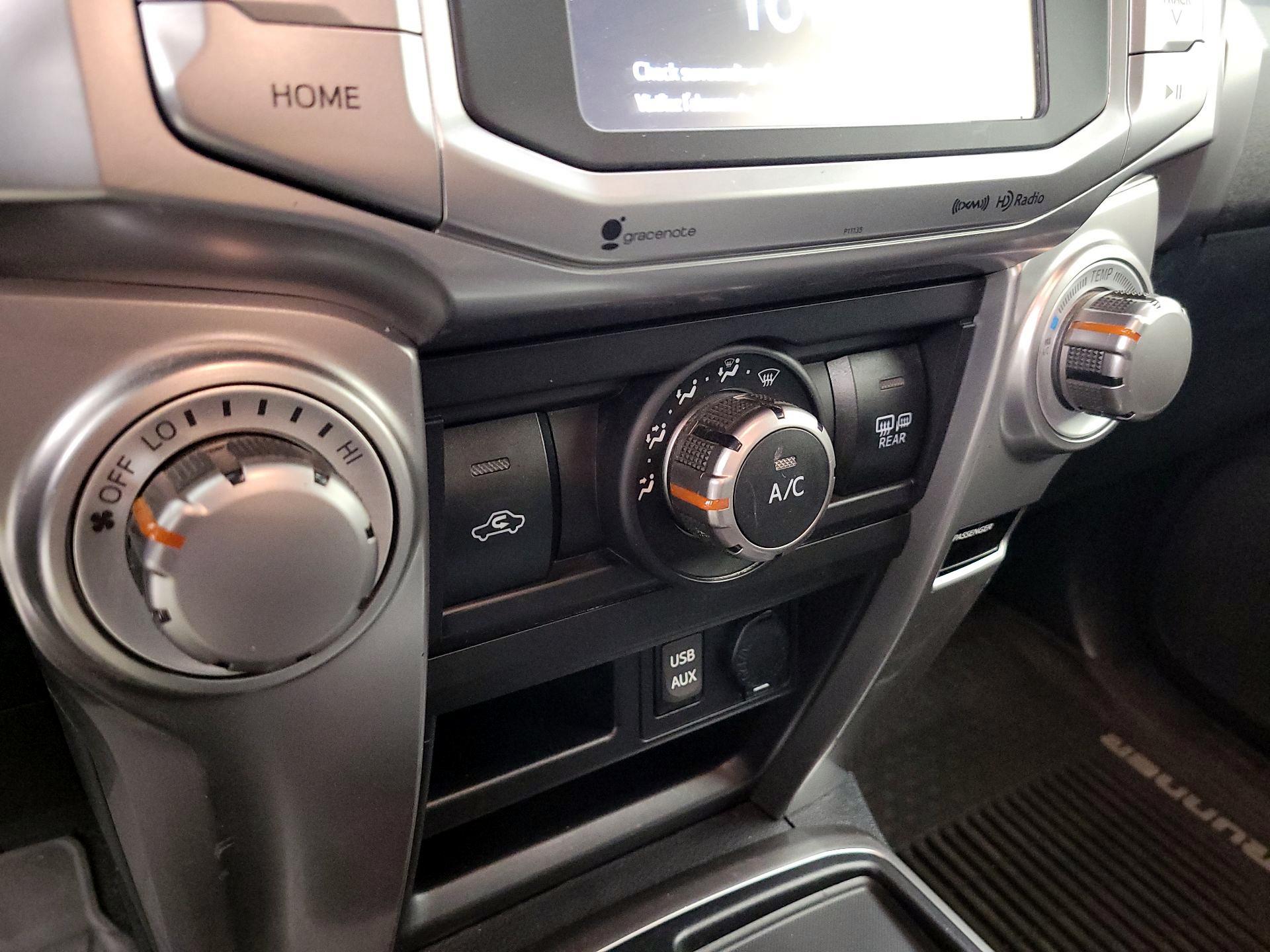 Thumbnail: 2017 Toyota 4Runner - 16