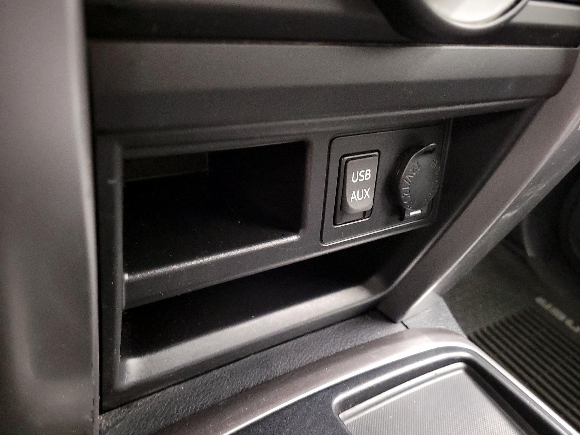 Thumbnail: 2017 Toyota 4Runner - 18