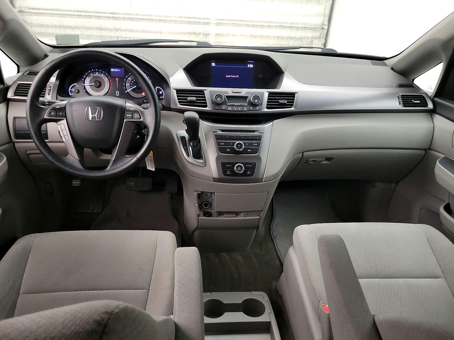 Thumbnail: 2015 Honda Odyssey - 9