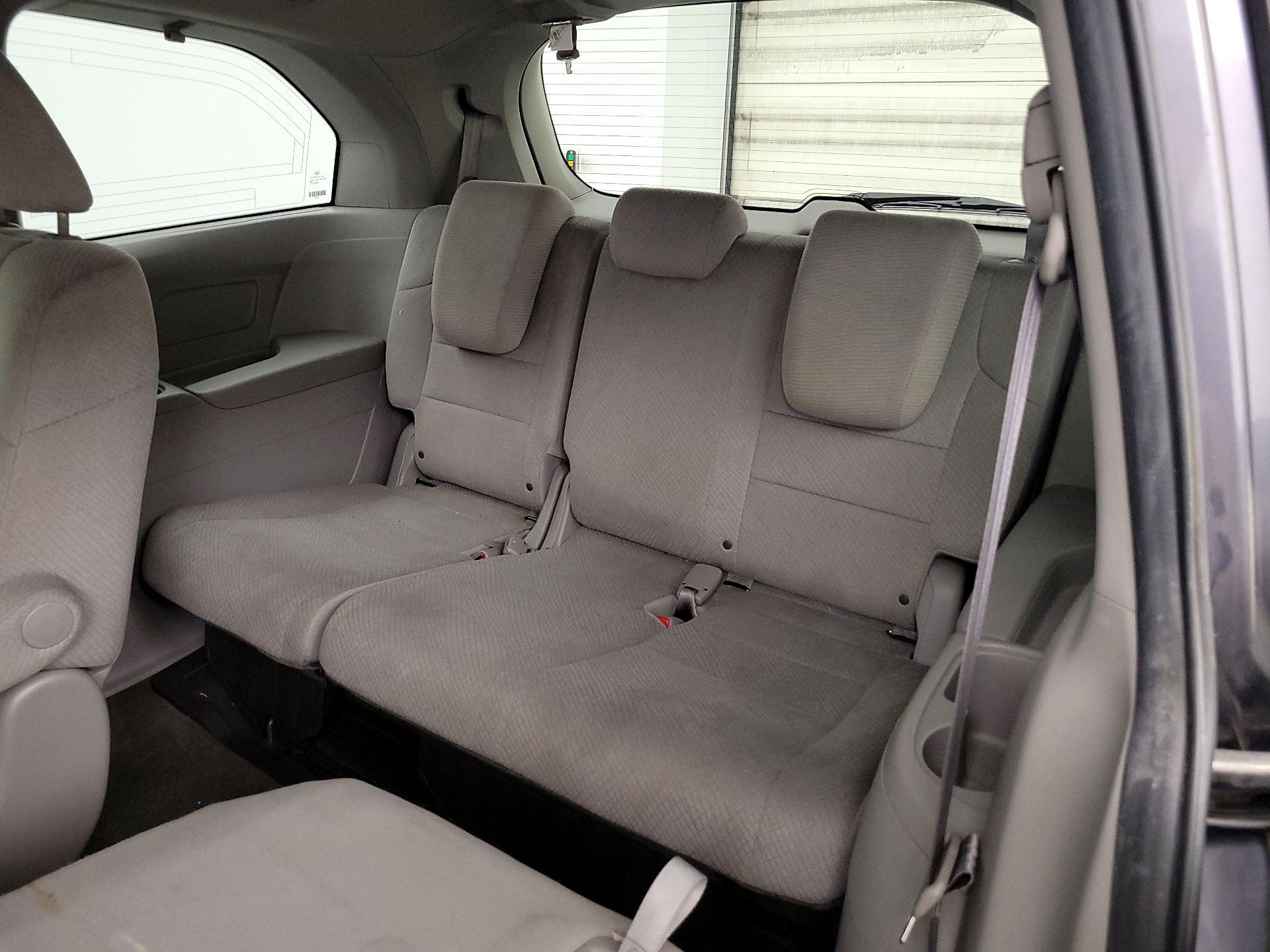 Thumbnail: 2015 Honda Odyssey - 20