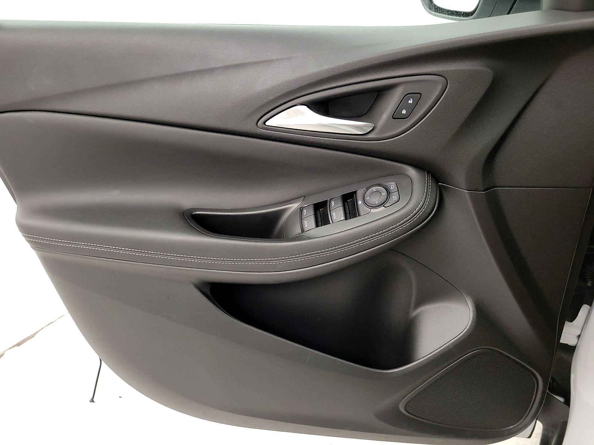 Thumbnail: 2025 Buick Encore GX - 12