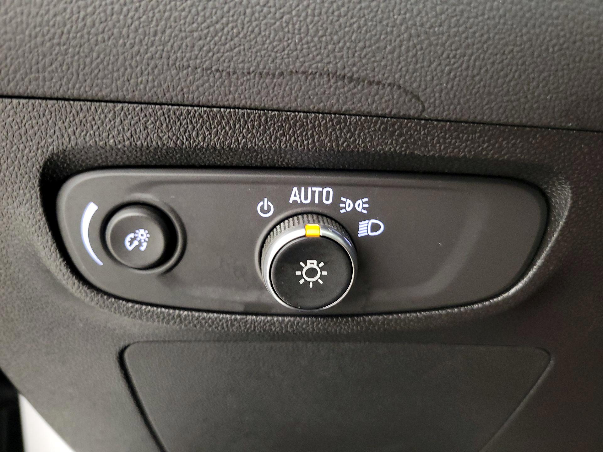 Thumbnail: 2025 Buick Encore GX - 13