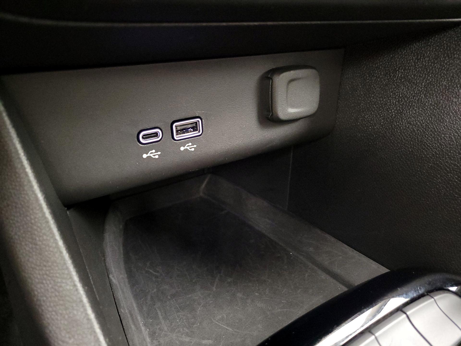 Thumbnail: 2025 Buick Encore GX - 18