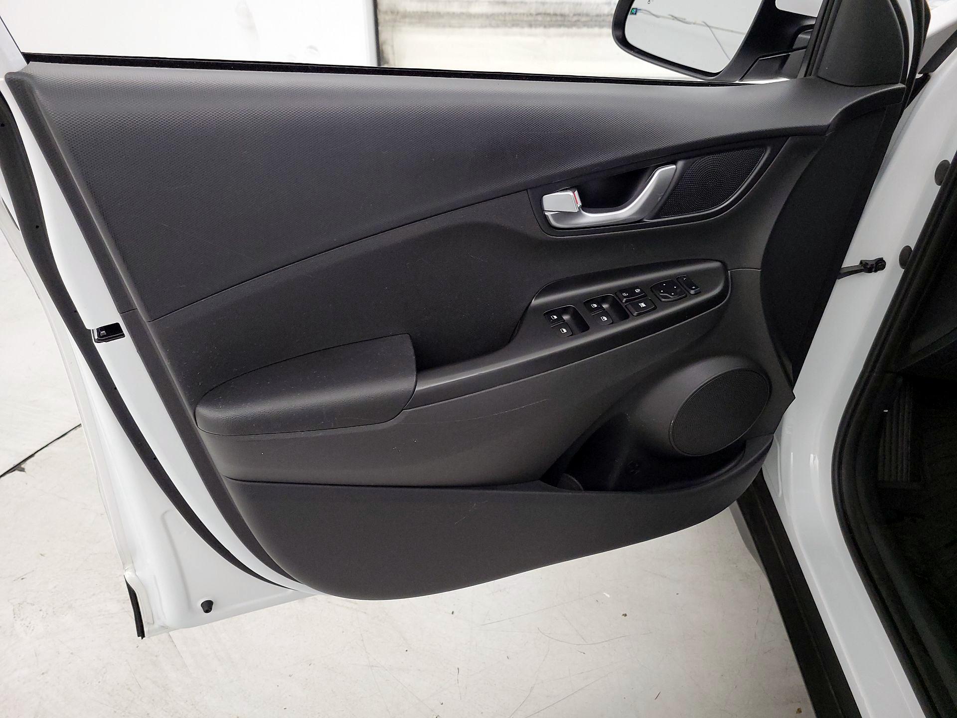 Thumbnail: 2023 Hyundai Kona - 12