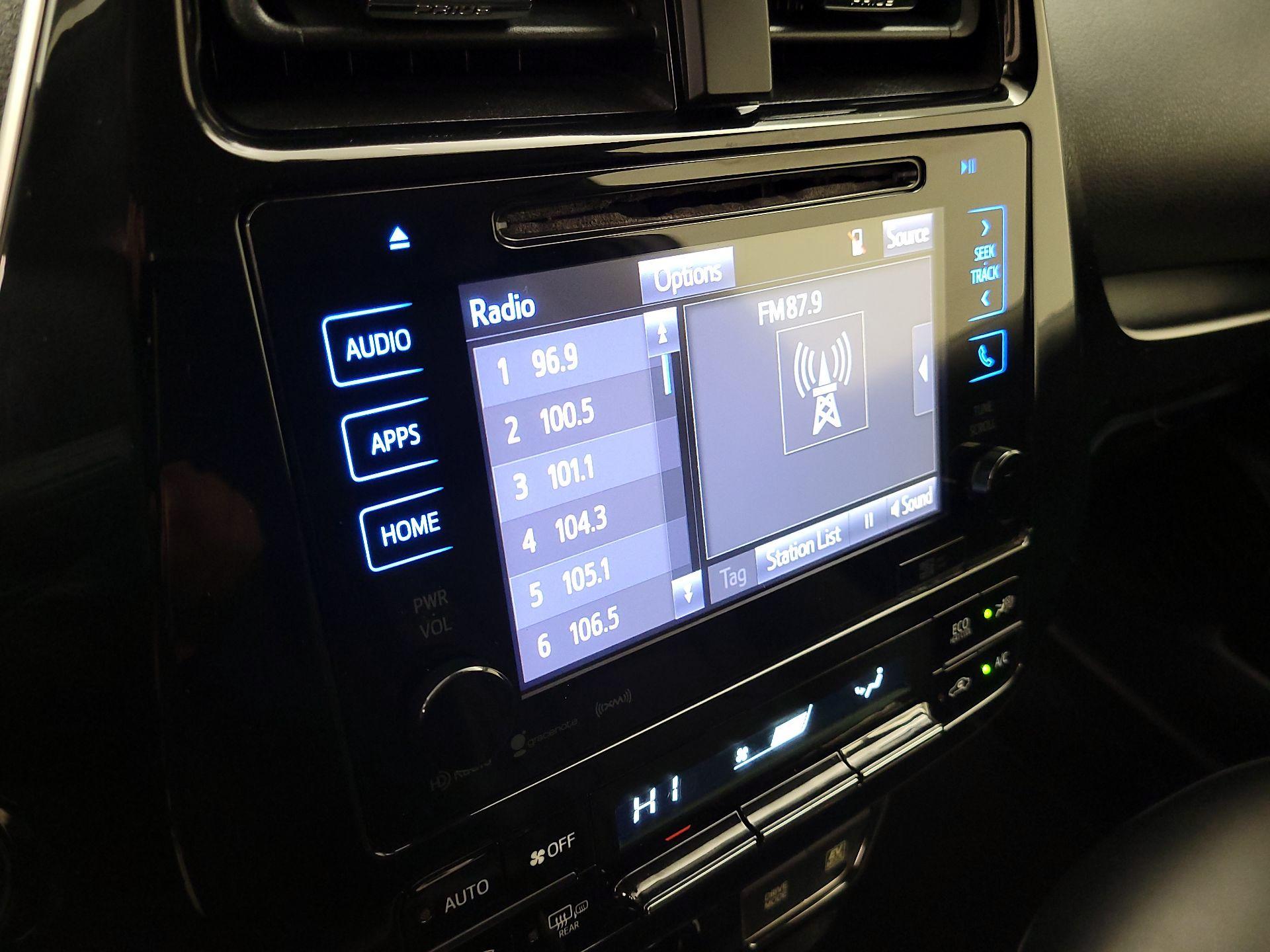 Thumbnail: 2016 Toyota Prius - 15