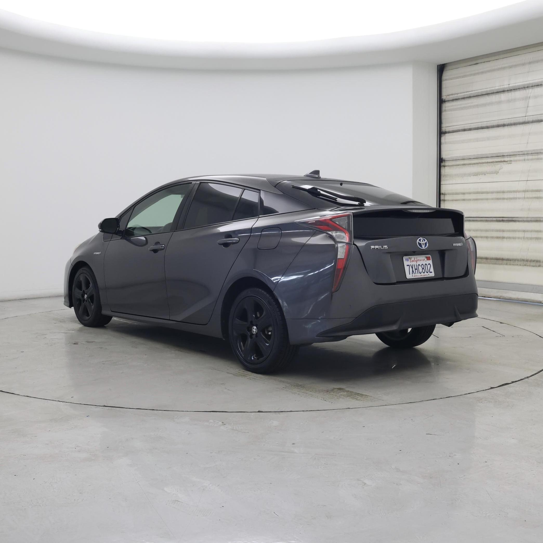 Thumbnail: 2016 Toyota Prius - 2
