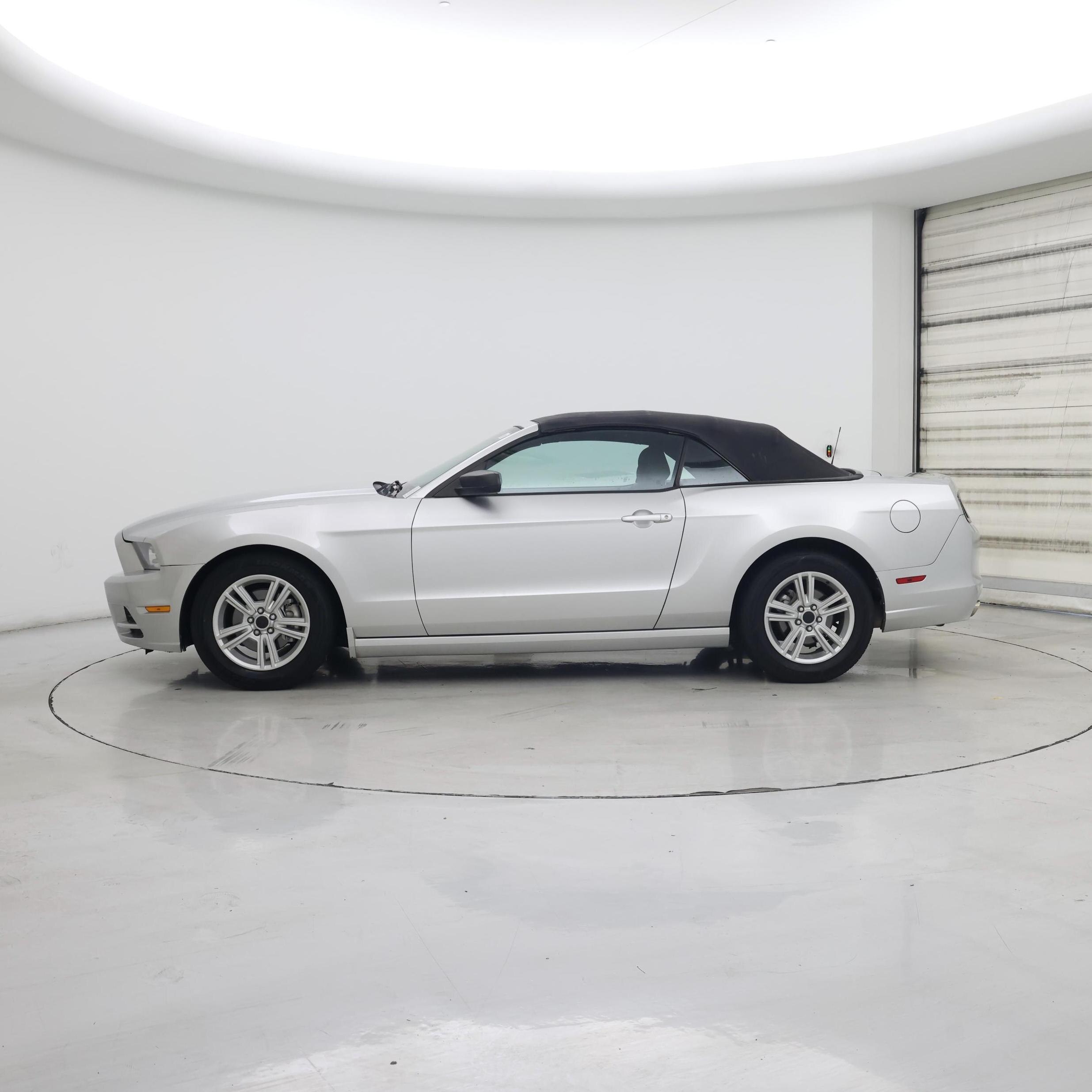 Thumbnail: 2014 Ford Mustang - 3