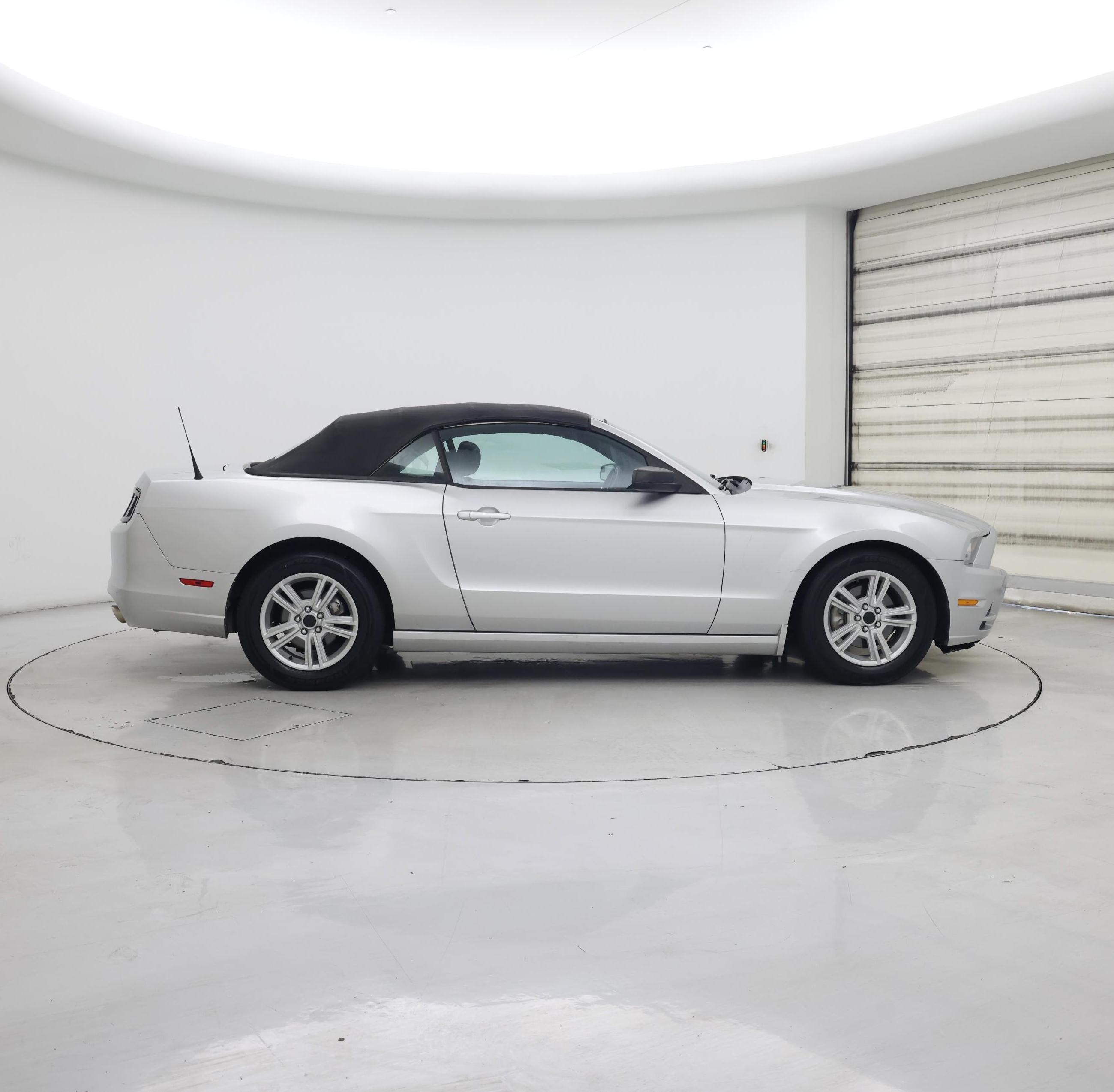Thumbnail: 2014 Ford Mustang - 7