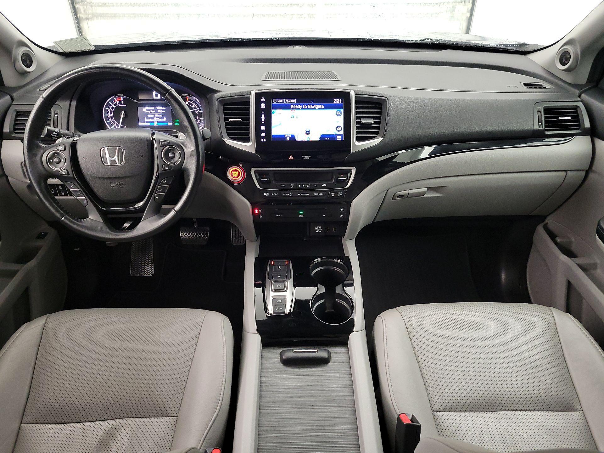 Thumbnail: 2017 Honda Pilot - 9