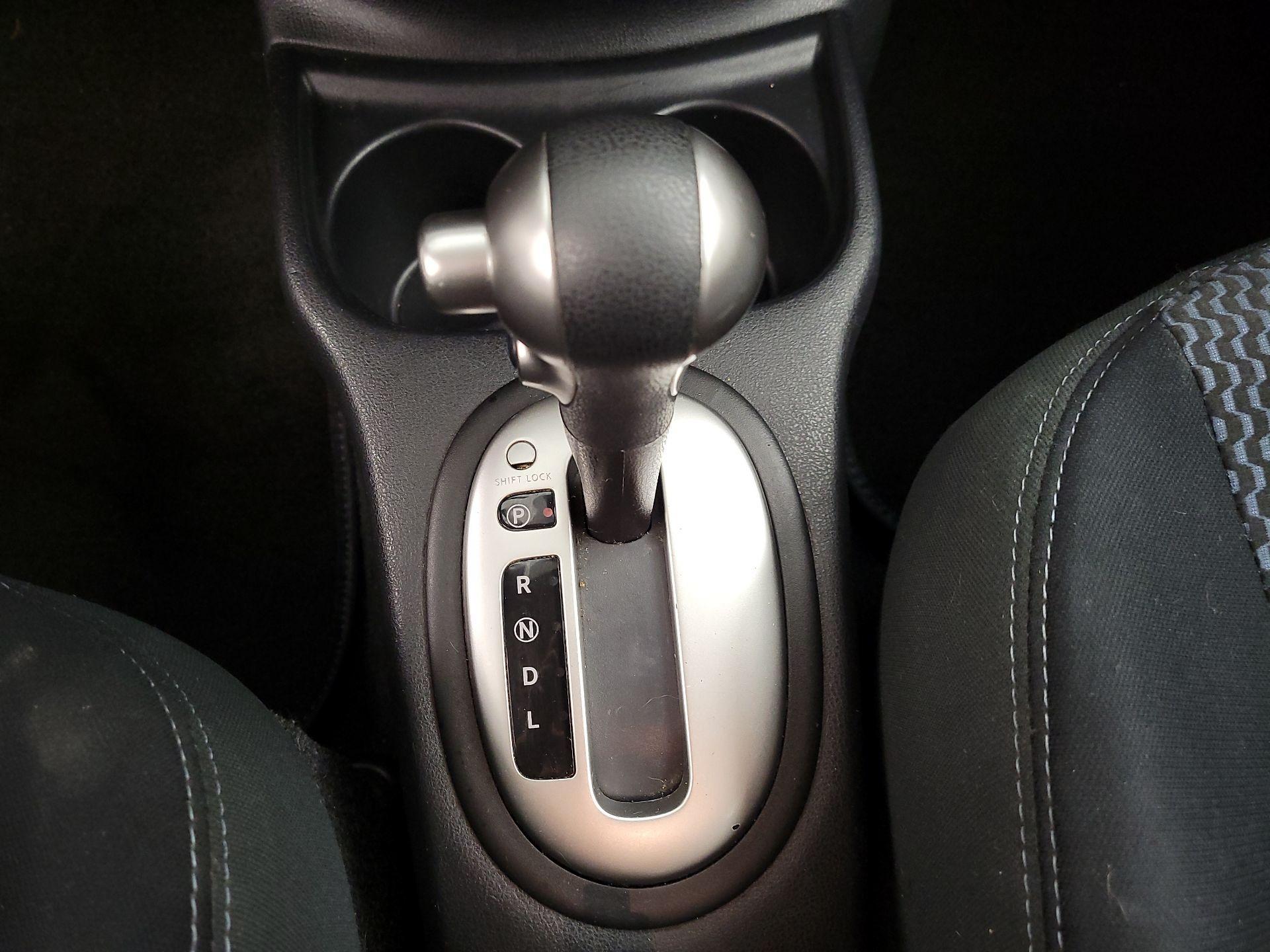 Thumbnail: 2015 Nissan Versa Note - 15