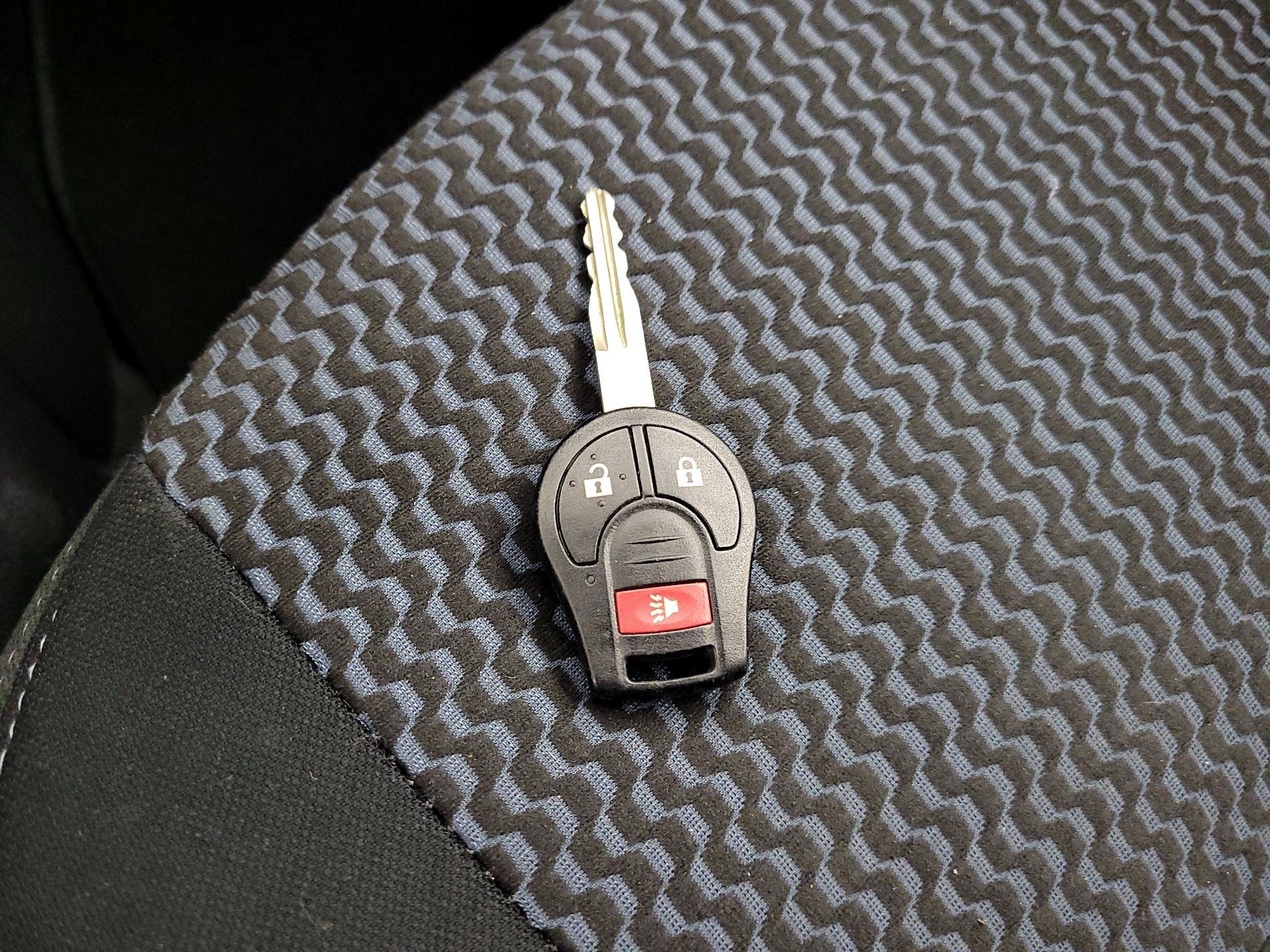 Thumbnail: 2015 Nissan Versa Note - 19