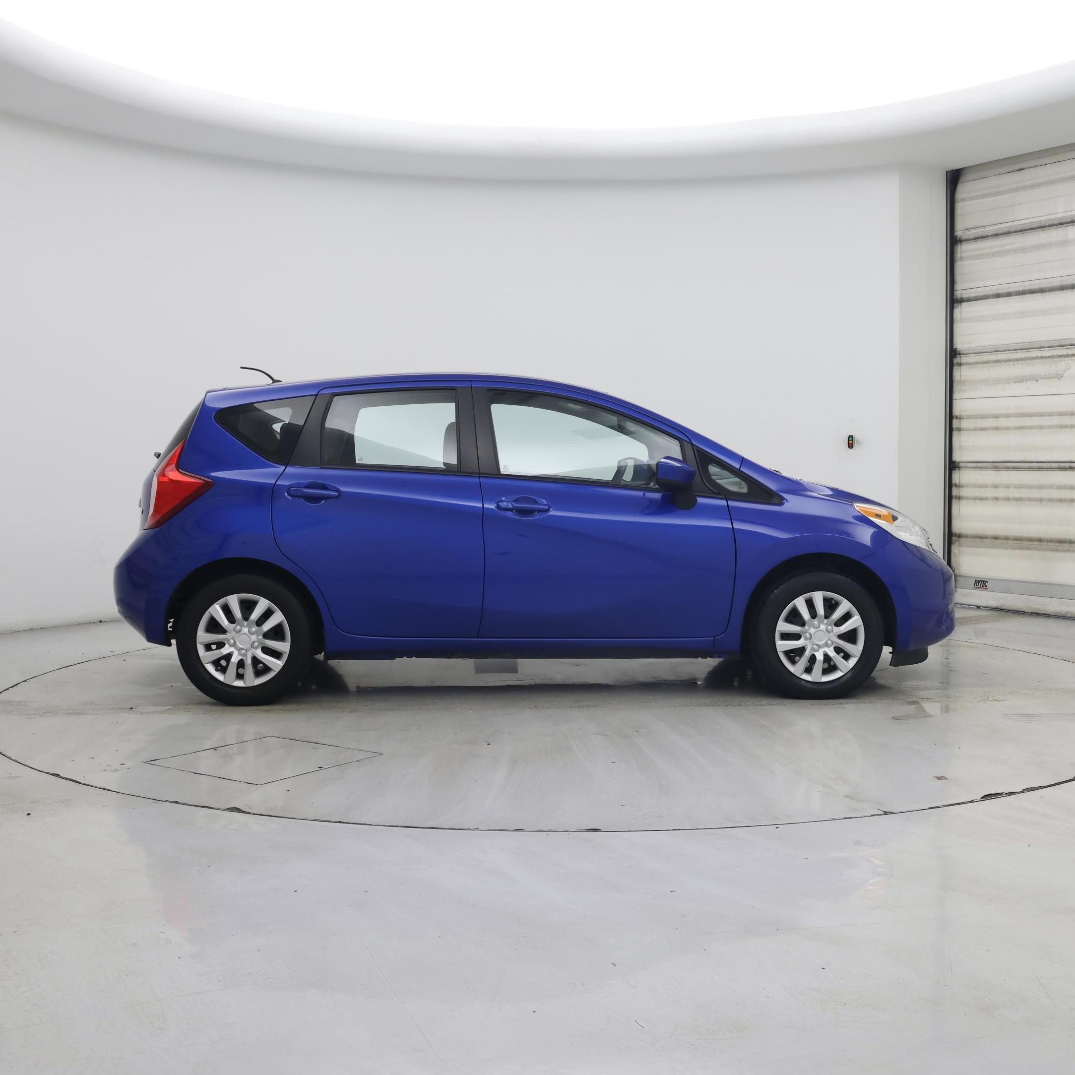Thumbnail: 2015 Nissan Versa Note - 7