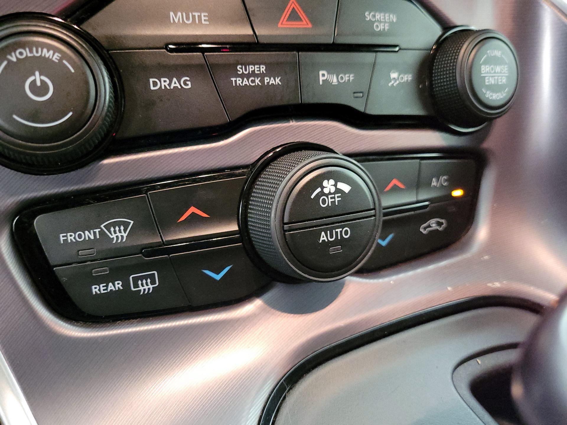 Thumbnail: 2021 Dodge Challenger - 17