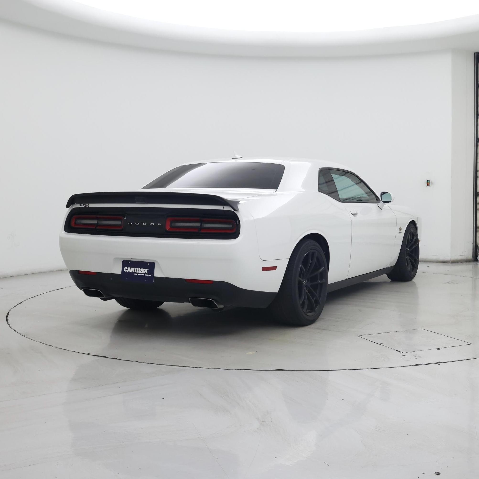 Thumbnail: 2021 Dodge Challenger - 8