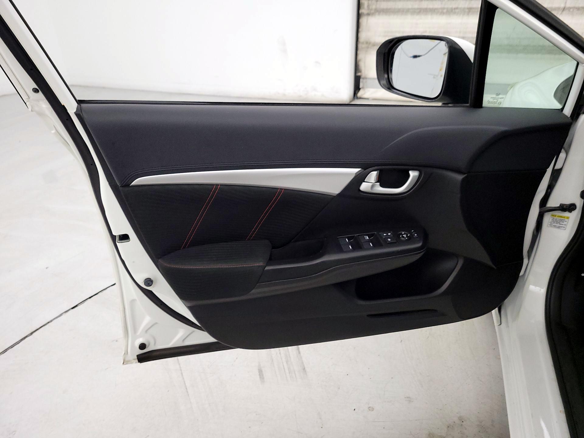 Thumbnail: 2015 Honda Civic - 12