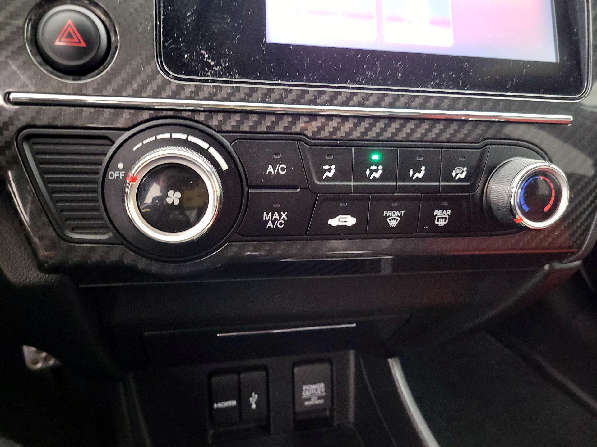 Thumbnail: 2015 Honda Civic - 15