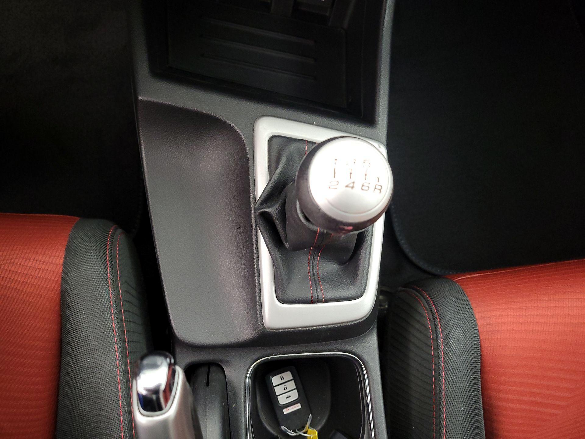 Thumbnail: 2015 Honda Civic - 16