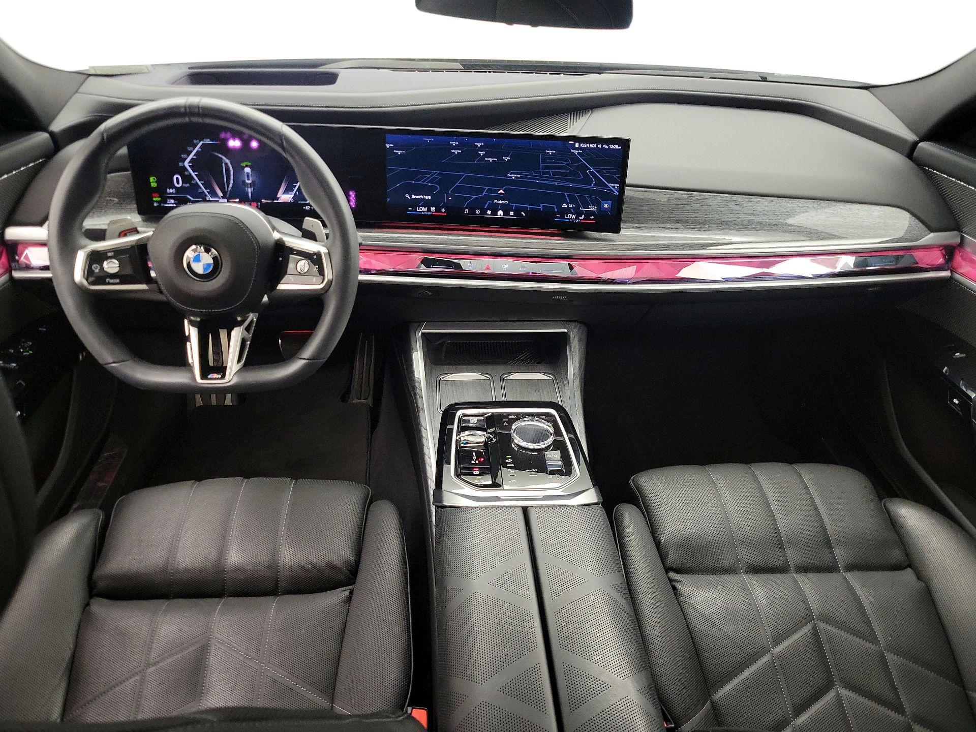 Thumbnail: 2023 BMW 7 Series - 9