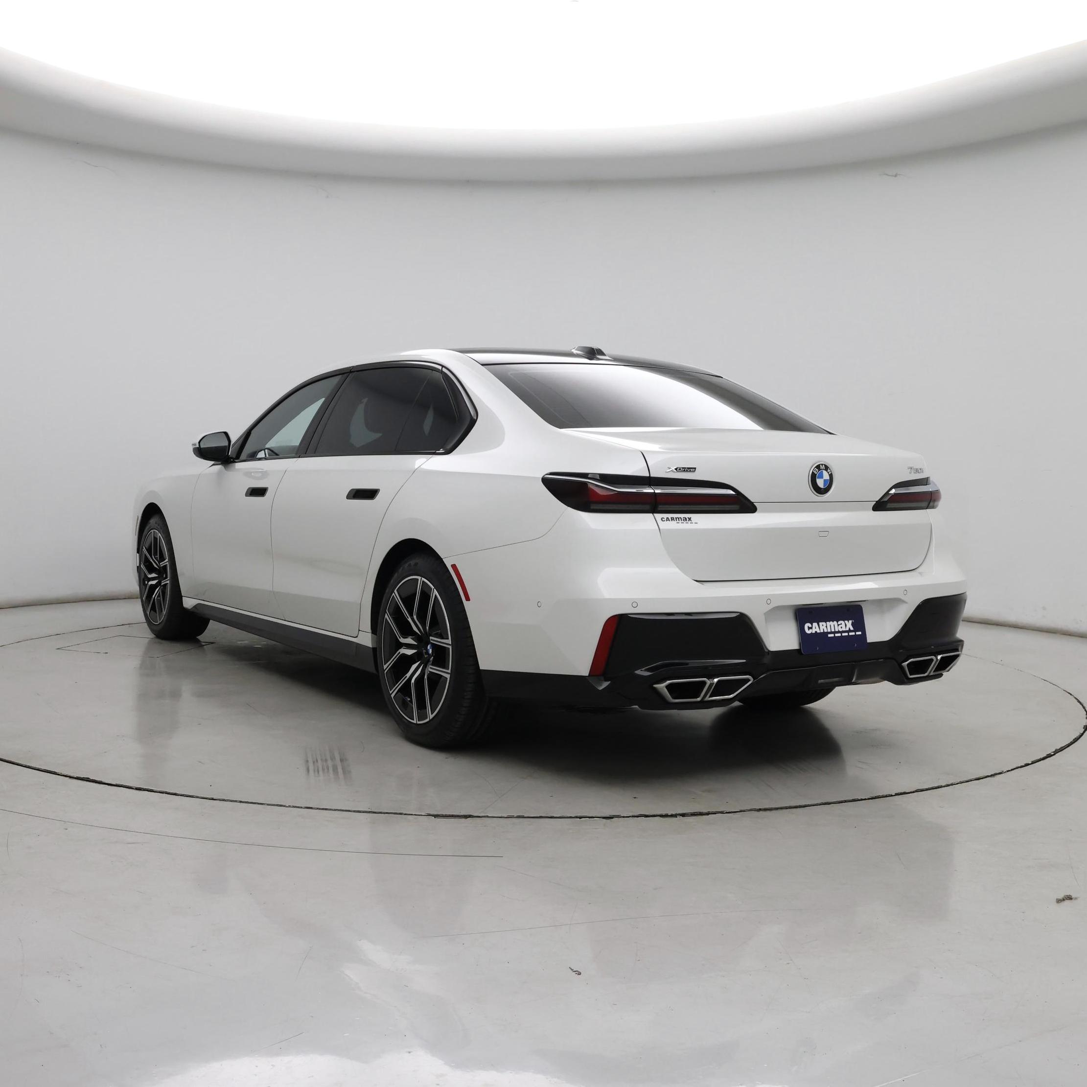 Thumbnail: 2023 BMW 7 Series - 2