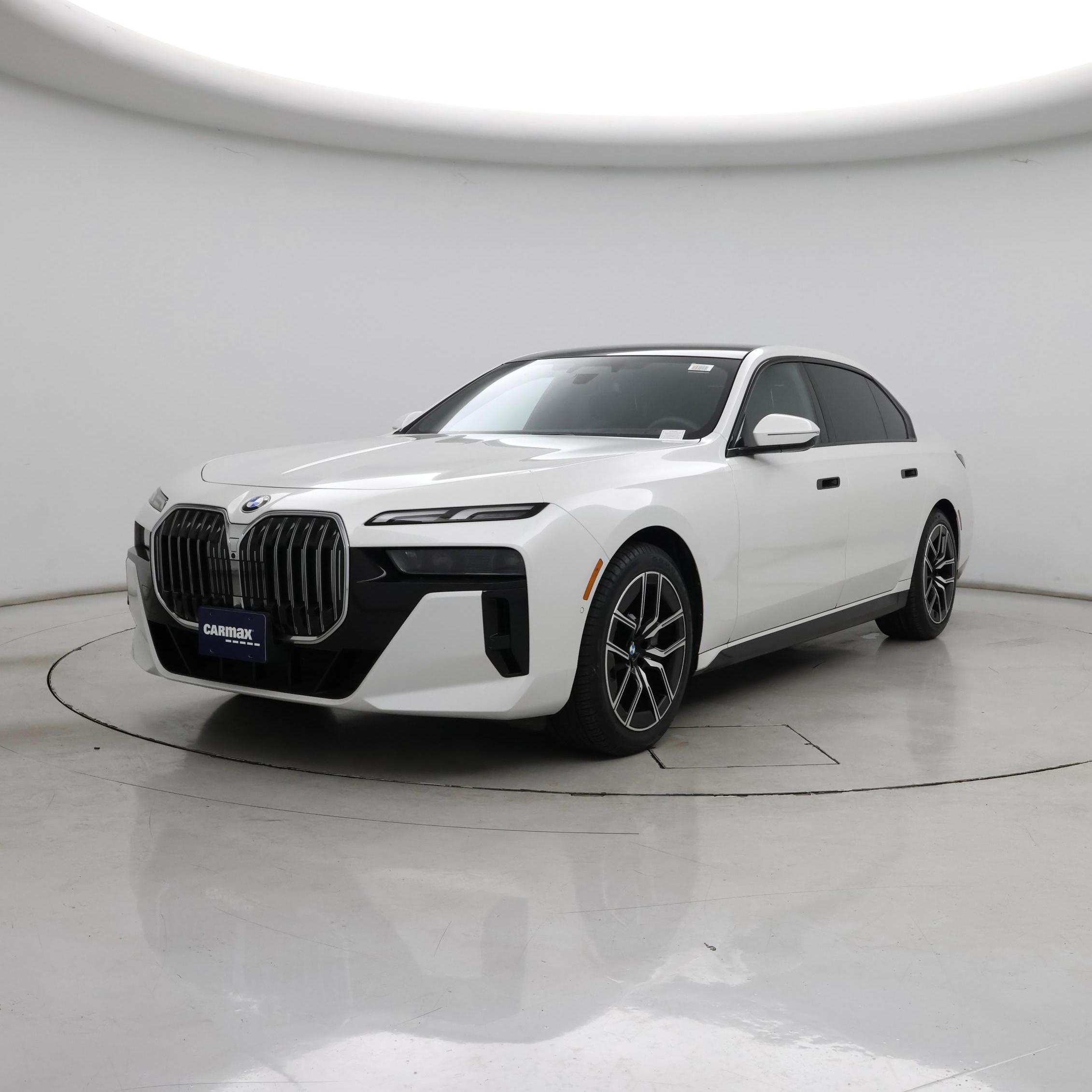 Thumbnail: 2023 BMW 7 Series - 4