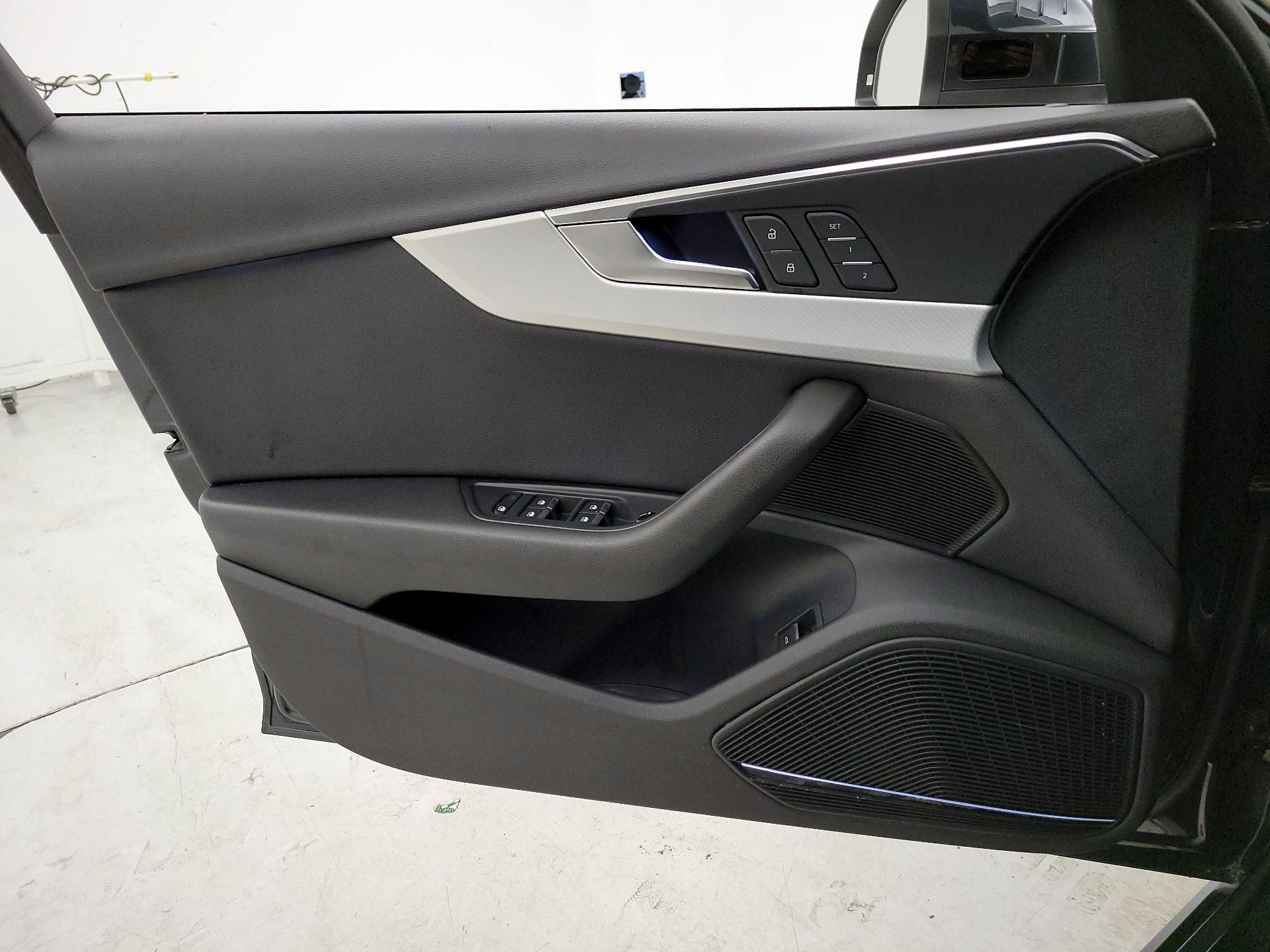 Thumbnail: 2017 Audi A4 - 12