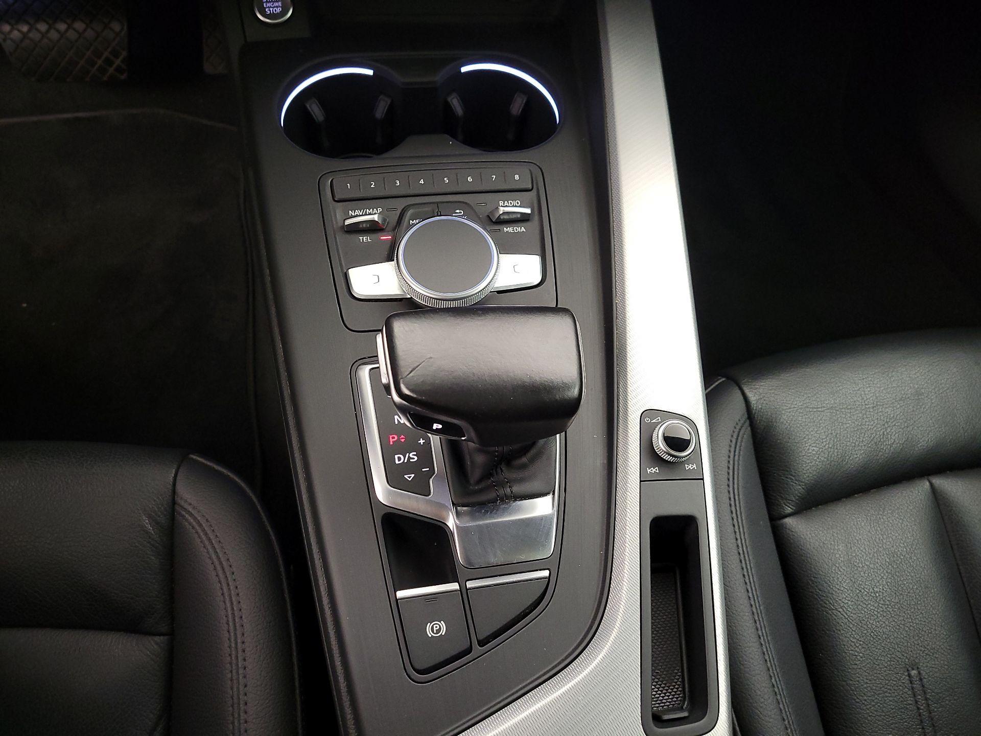 Thumbnail: 2017 Audi A4 - 18