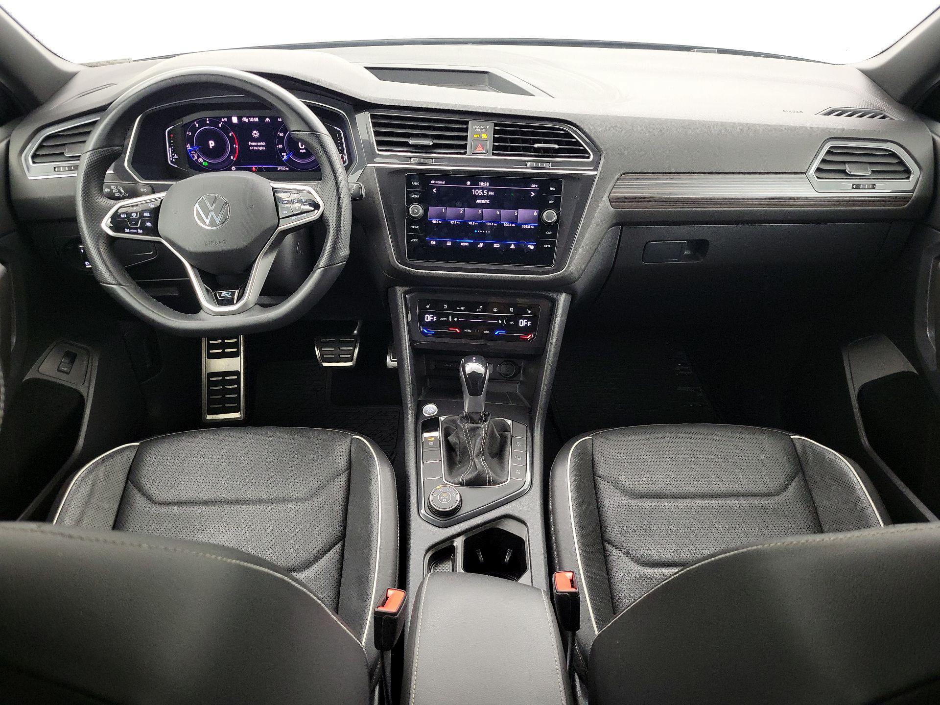 Thumbnail: 2022 Volkswagen Tiguan - 9