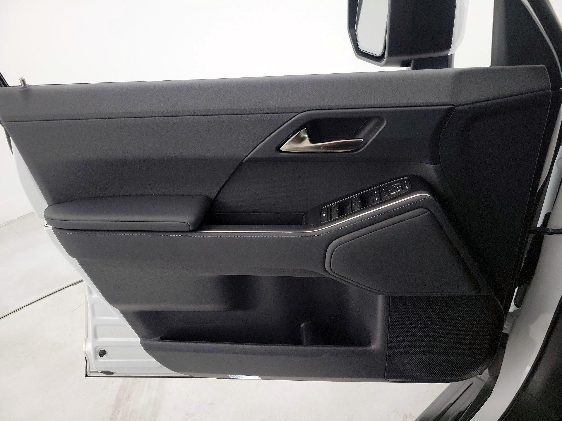 Thumbnail: 2025 Lexus GX - 12