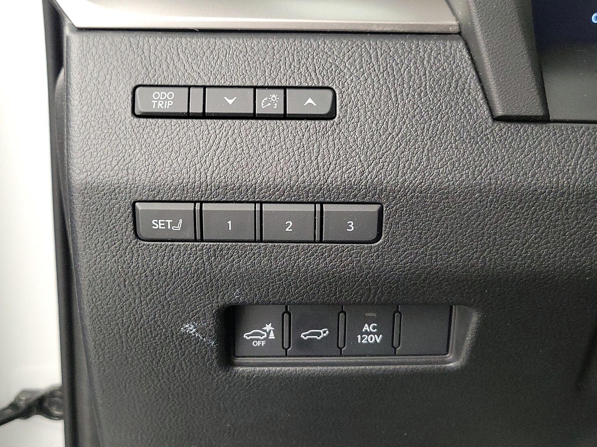 Thumbnail: 2025 Lexus GX - 13