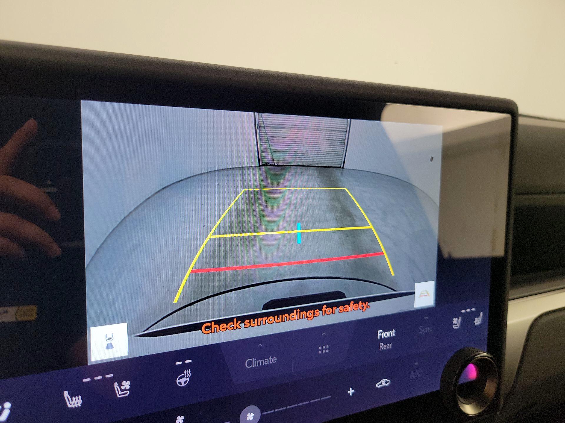 Thumbnail: 2025 Lexus GX - 14