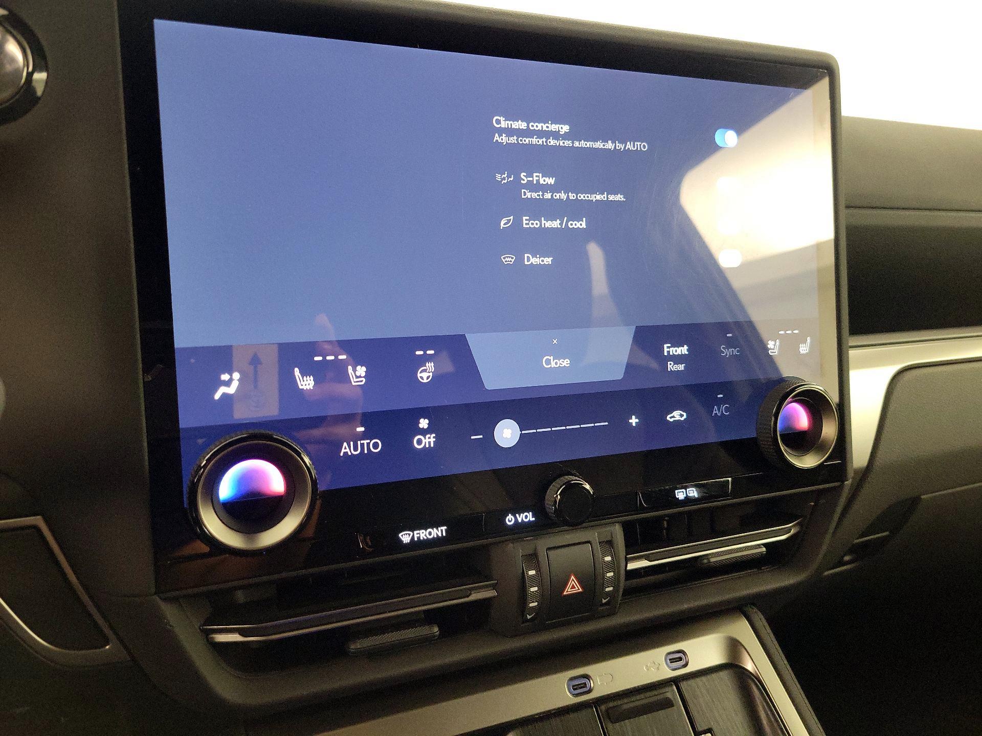 Thumbnail: 2025 Lexus GX - 16