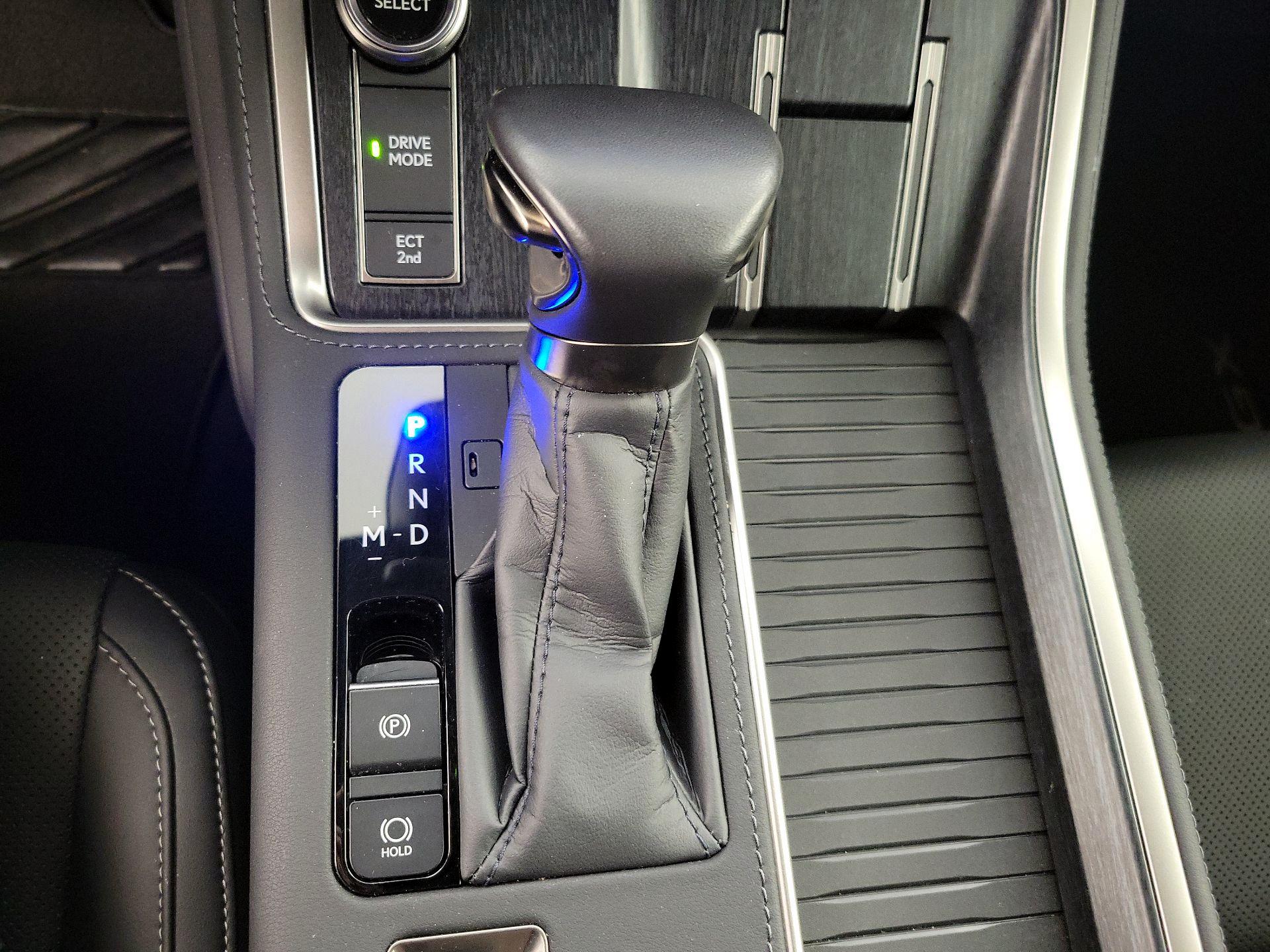 Thumbnail: 2025 Lexus GX - 17