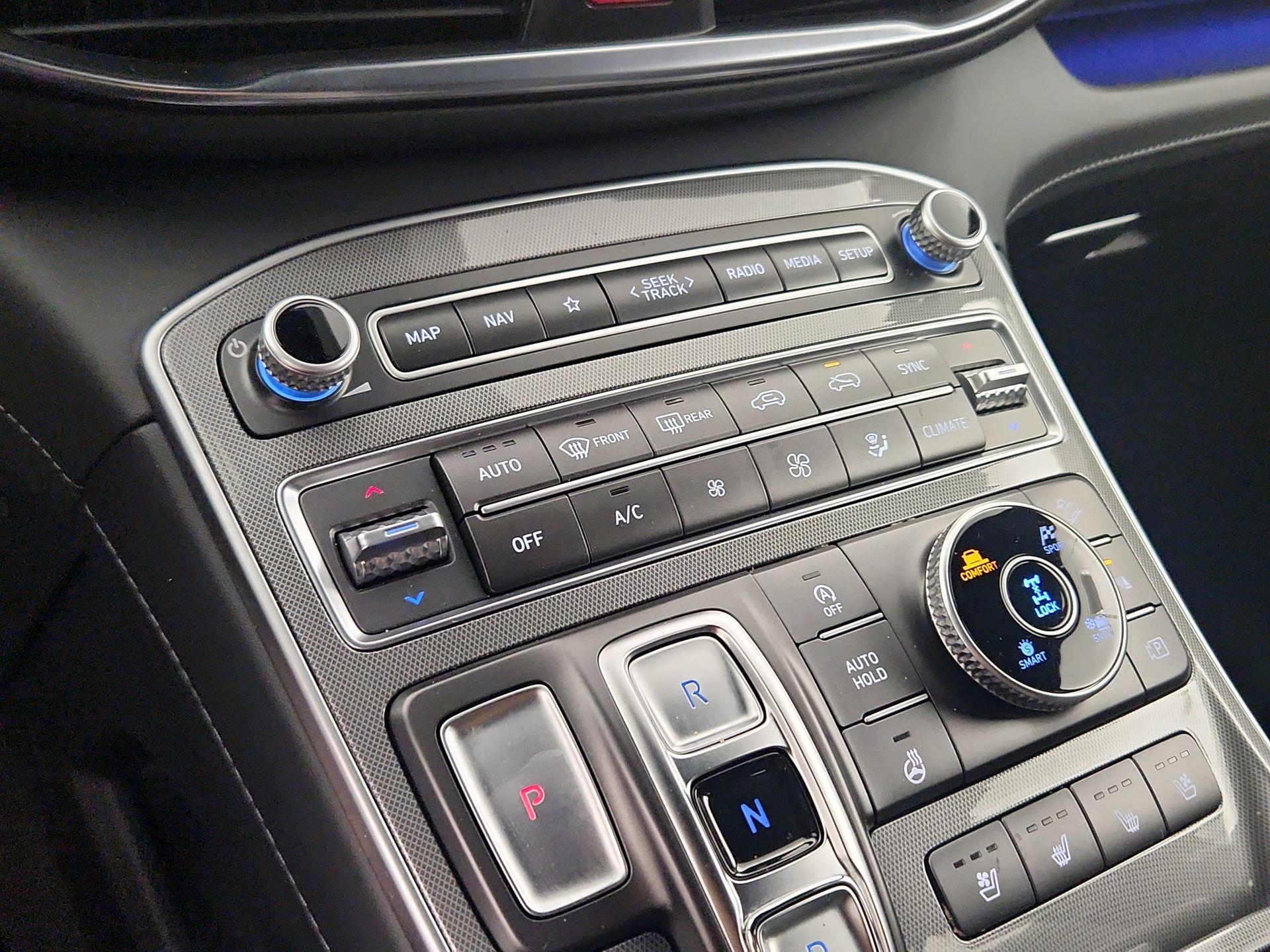 Thumbnail: 2023 Hyundai Santa Fe - 17