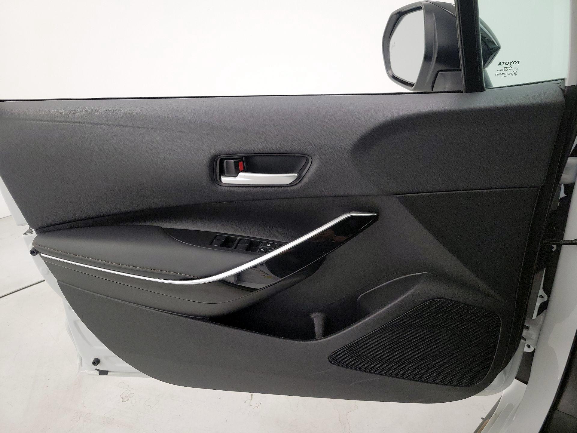 Thumbnail: 2022 Toyota Corolla - 12