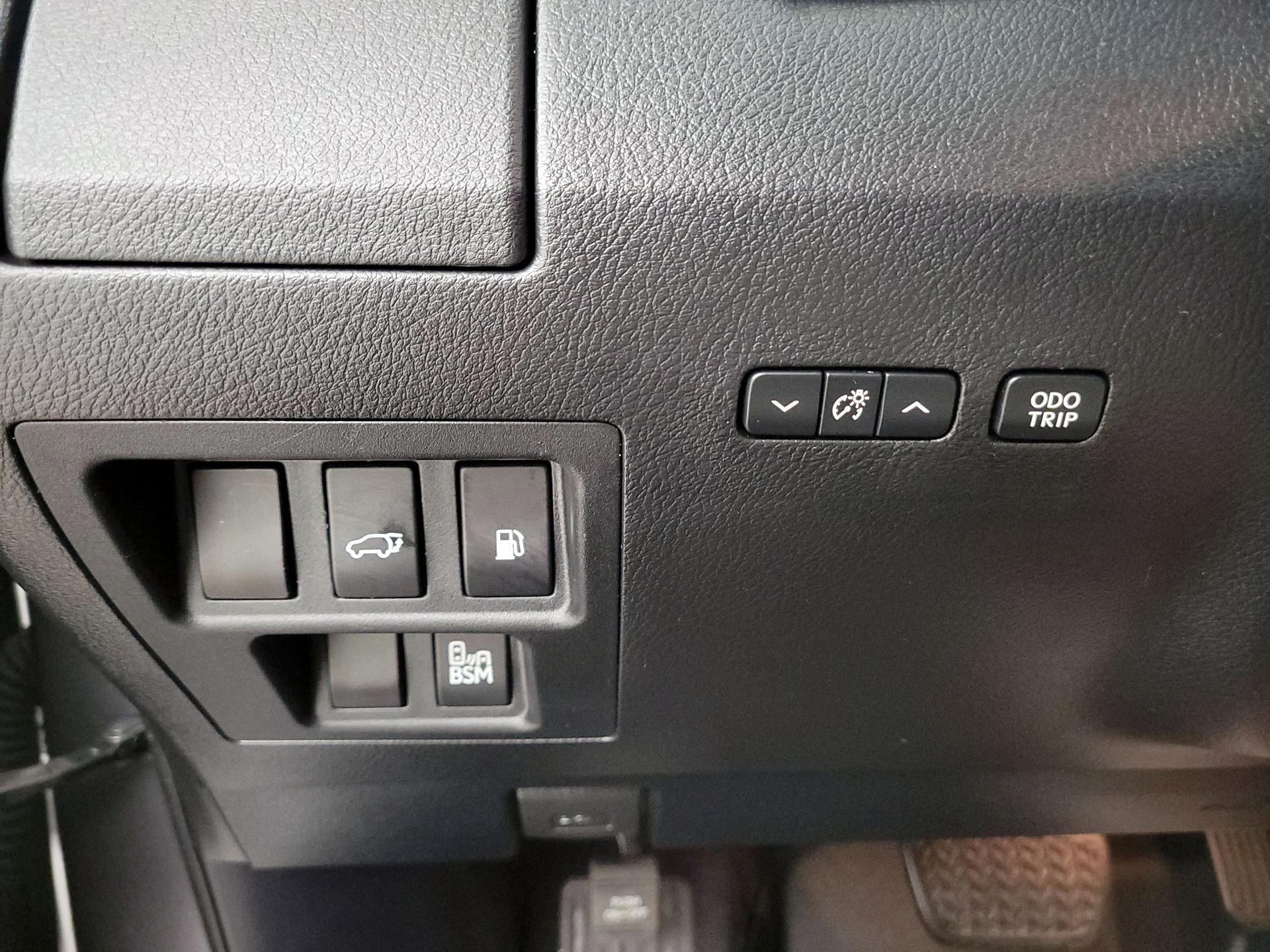 Thumbnail: 2015 Lexus RX - 13