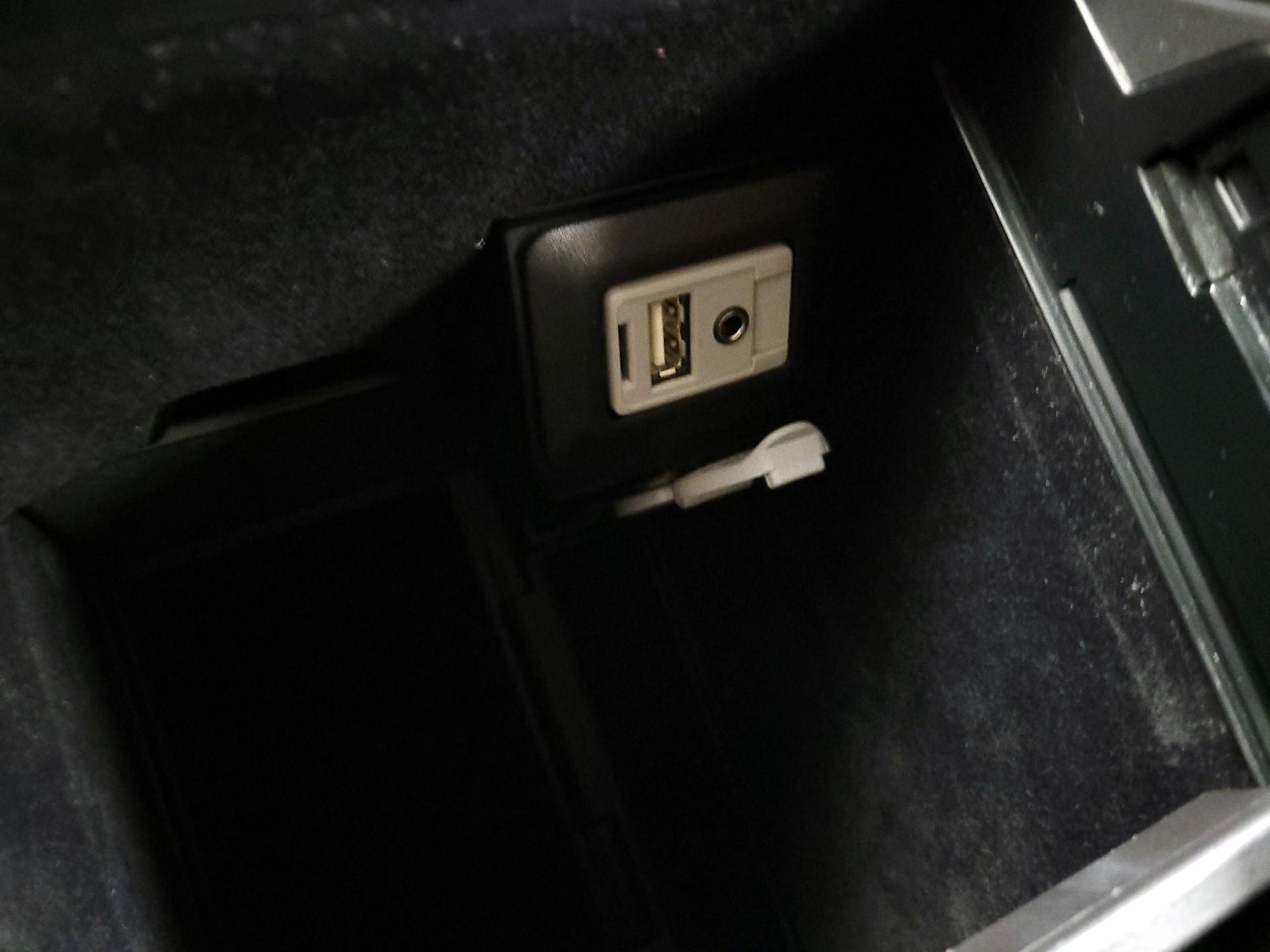 Thumbnail: 2015 Lexus RX - 18