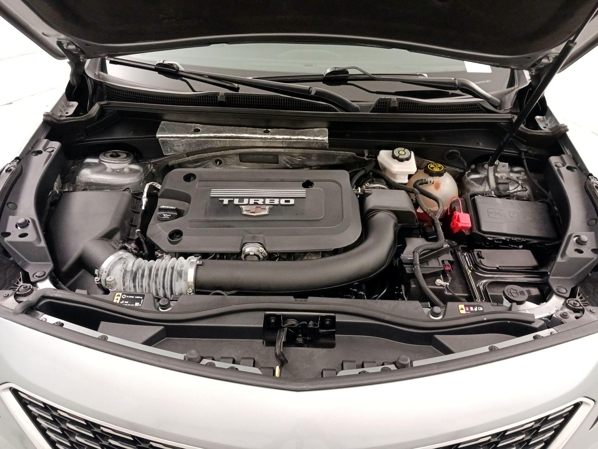 Thumbnail: 2023 Cadillac XT4 - 19