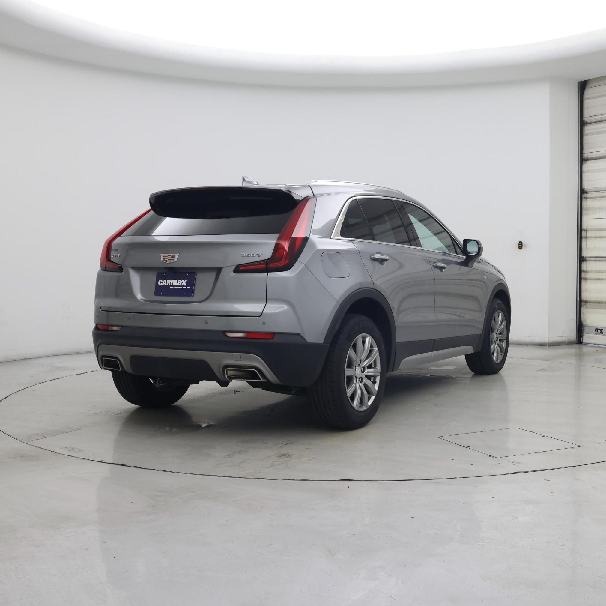 Thumbnail: 2023 Cadillac XT4 - 8