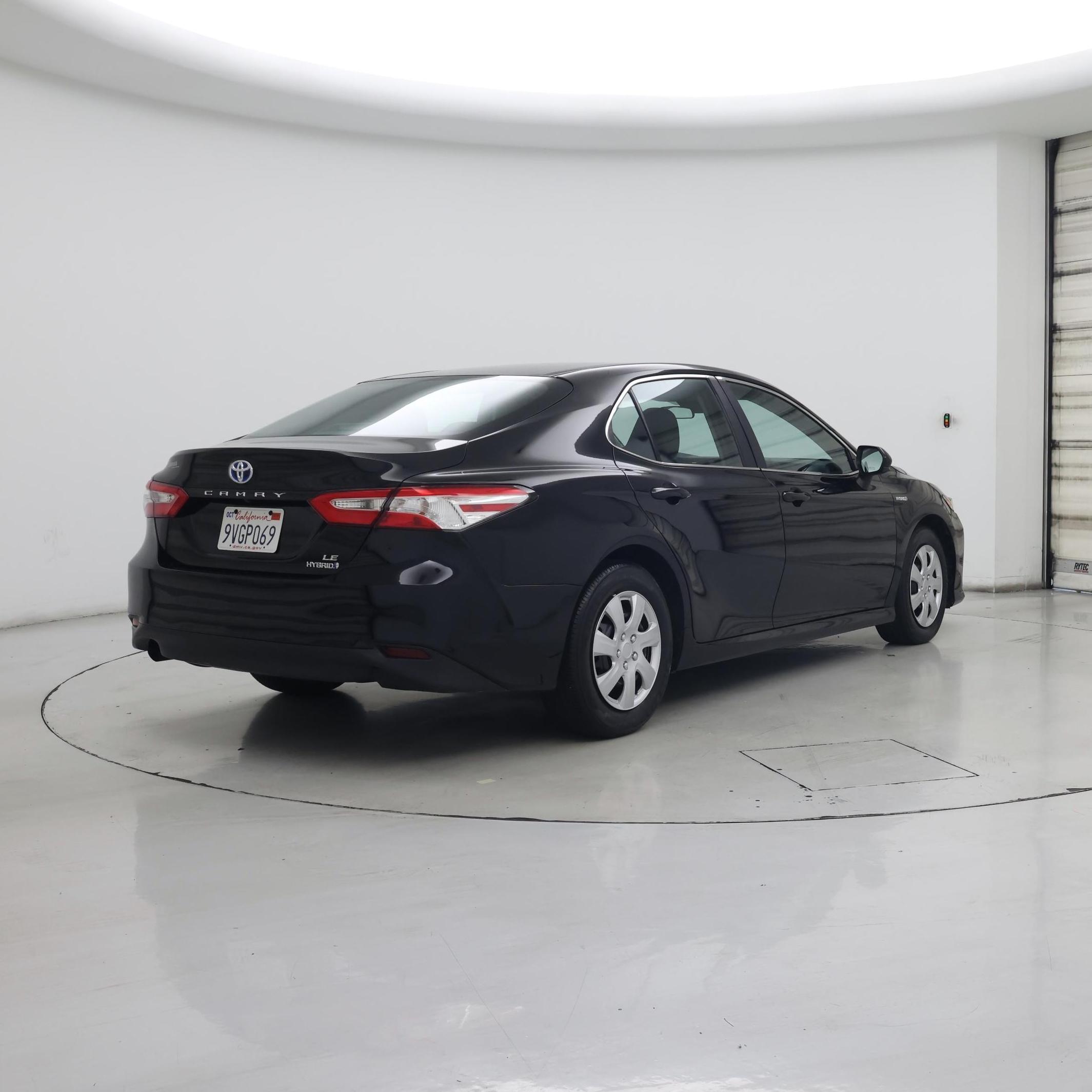 Thumbnail: 2018 Toyota Camry - 8