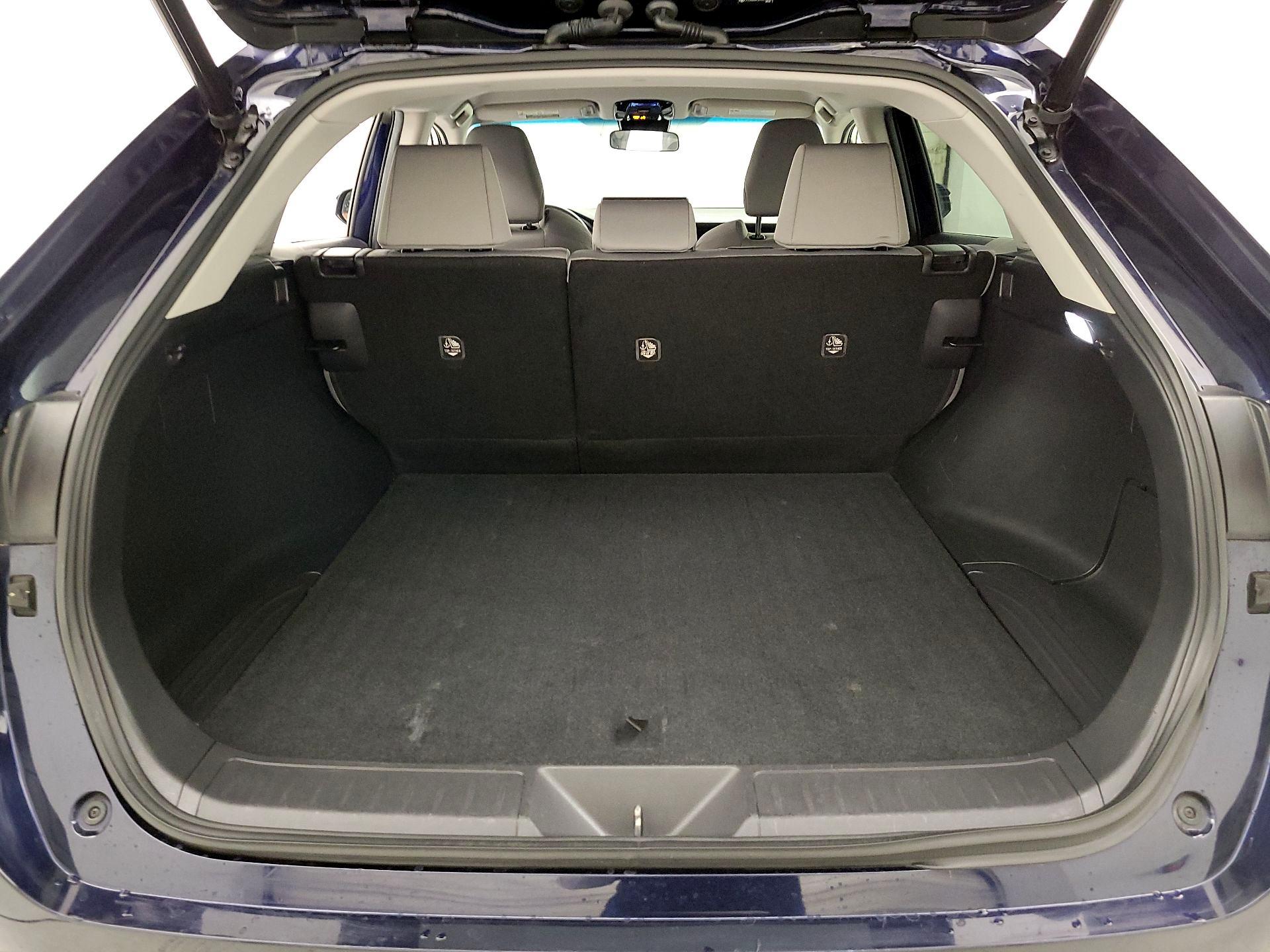 Thumbnail: 2021 Toyota Venza - 18