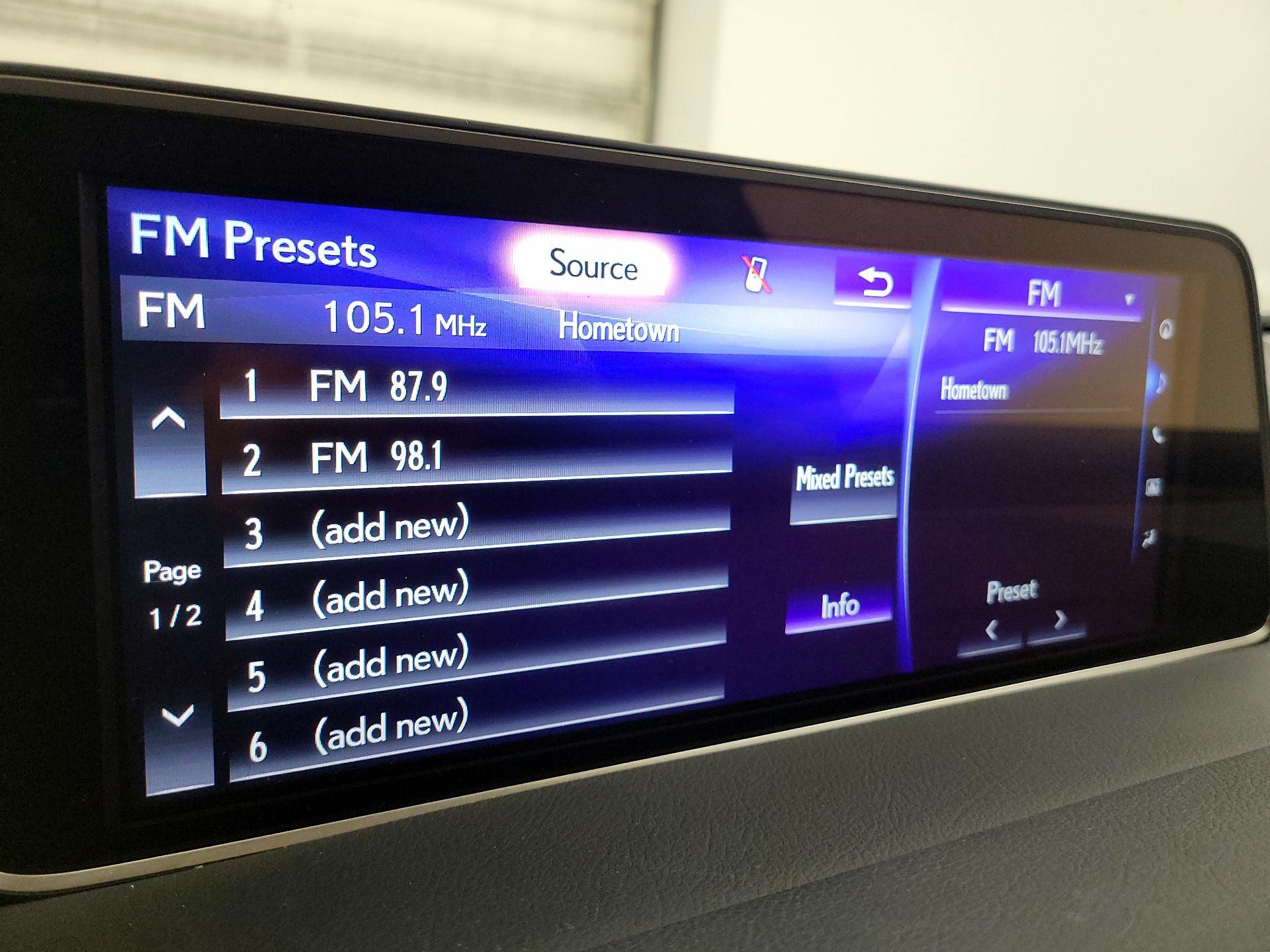 Thumbnail: 2018 Lexus RX - 16