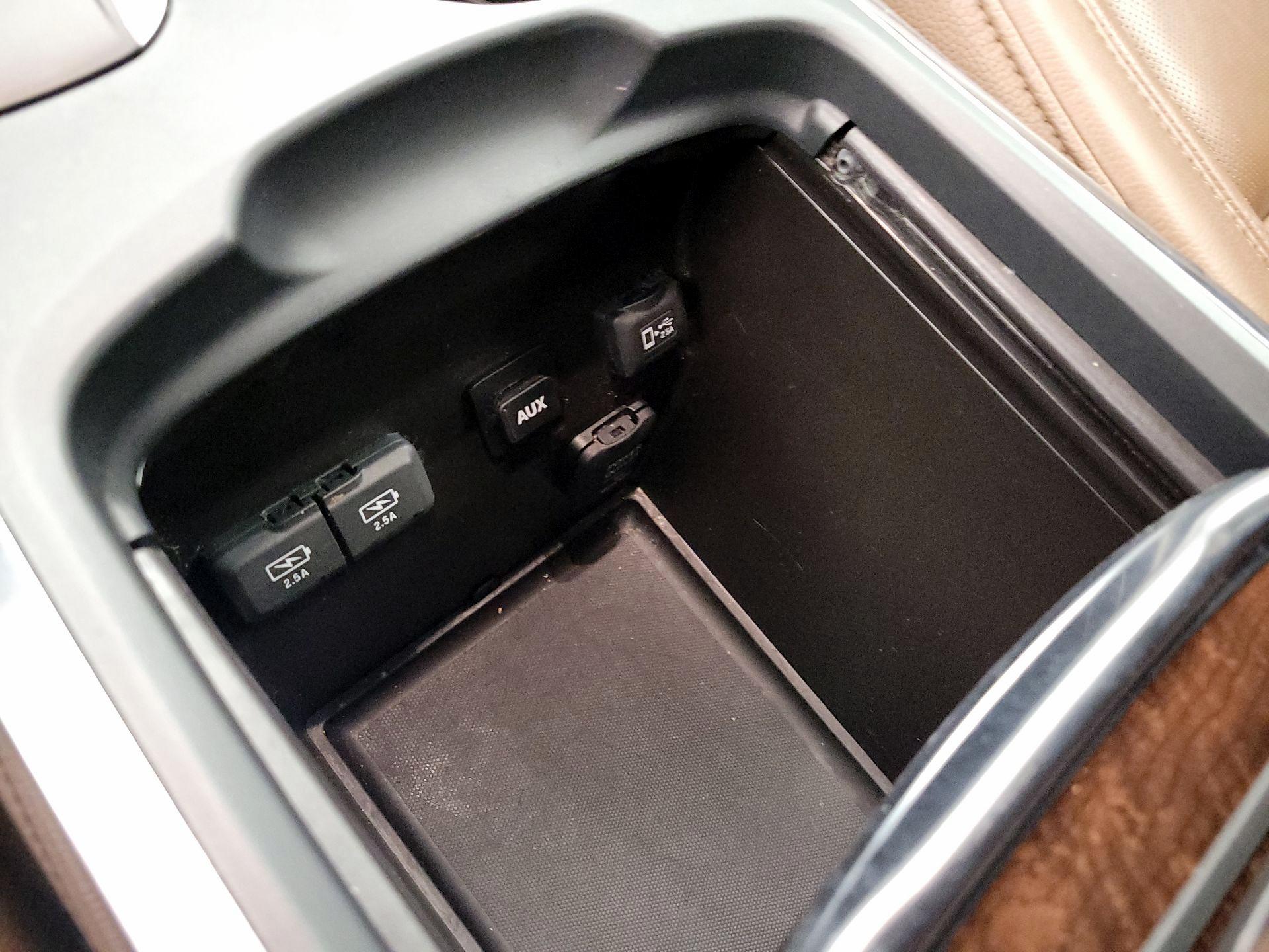 Thumbnail: 2018 Acura MDX - 18