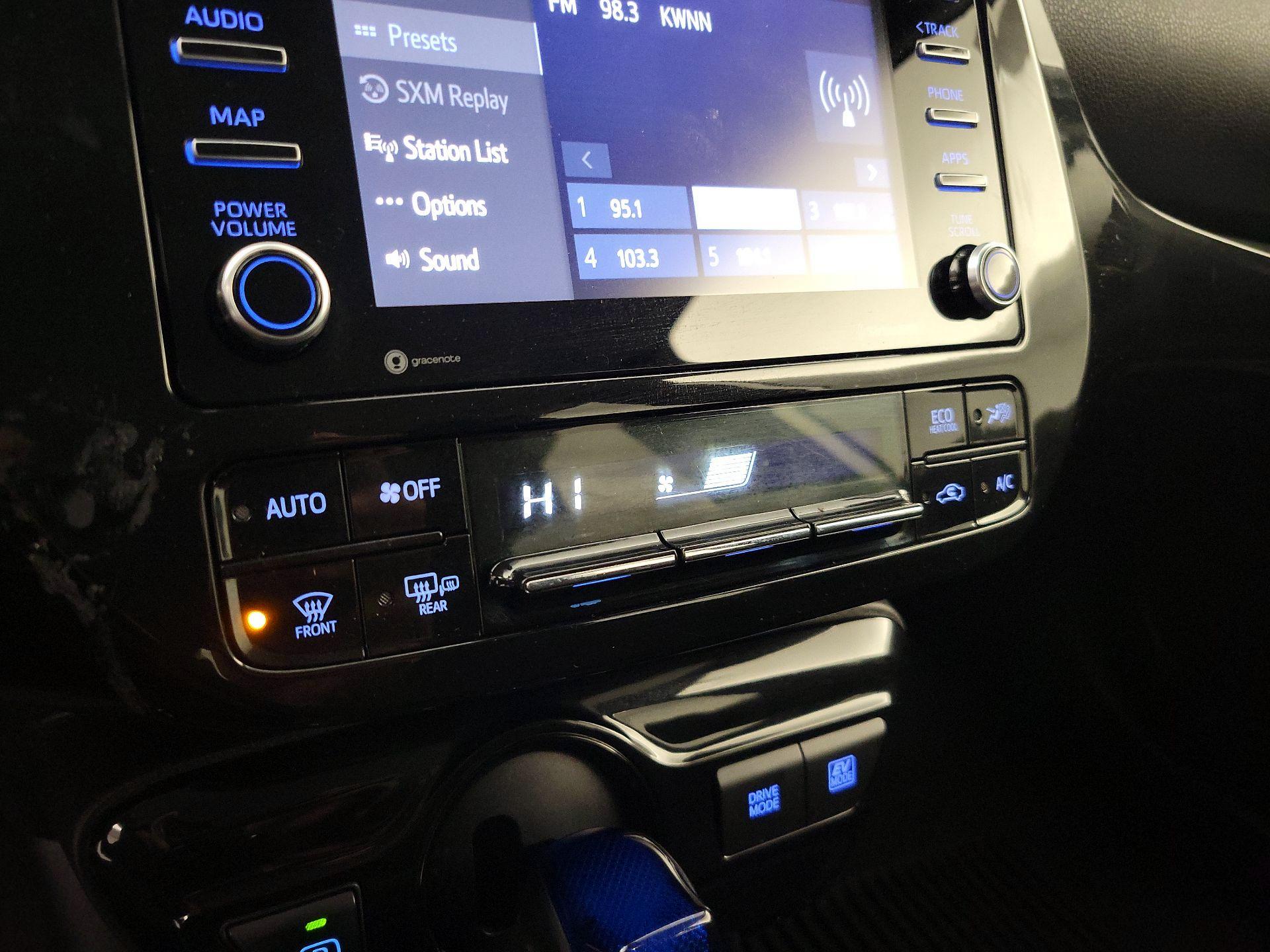 Thumbnail: 2022 Toyota Prius - 16